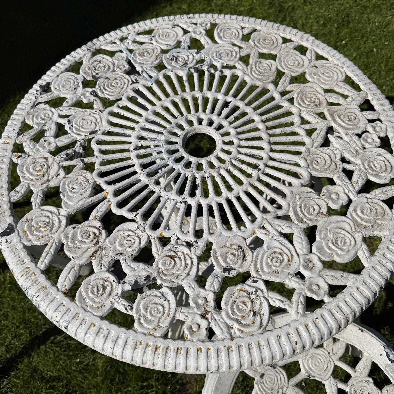 photo furniture 3 Piece Cast Aluminium White Bistro Set Table 2 Chairs Great Patina Rose Design