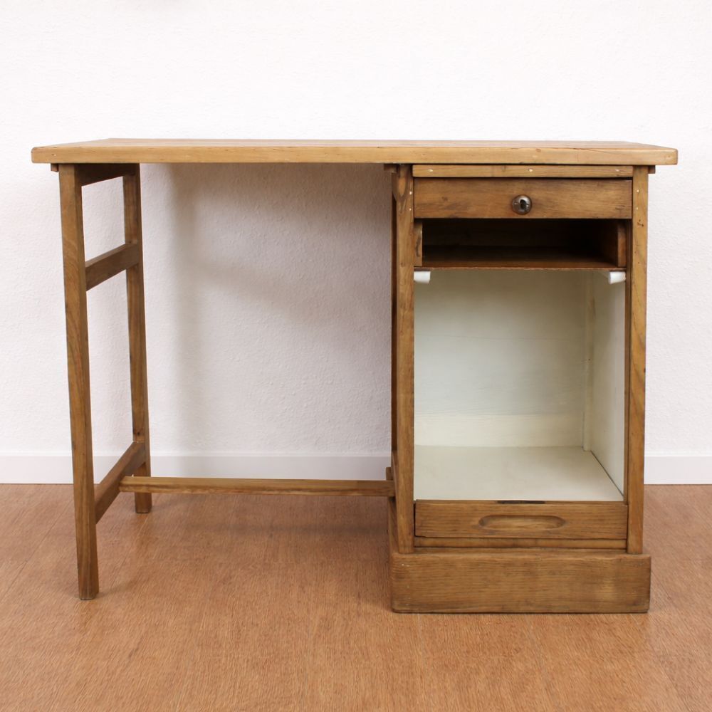 photo furniture Vintage Oak Desk From The 1940s