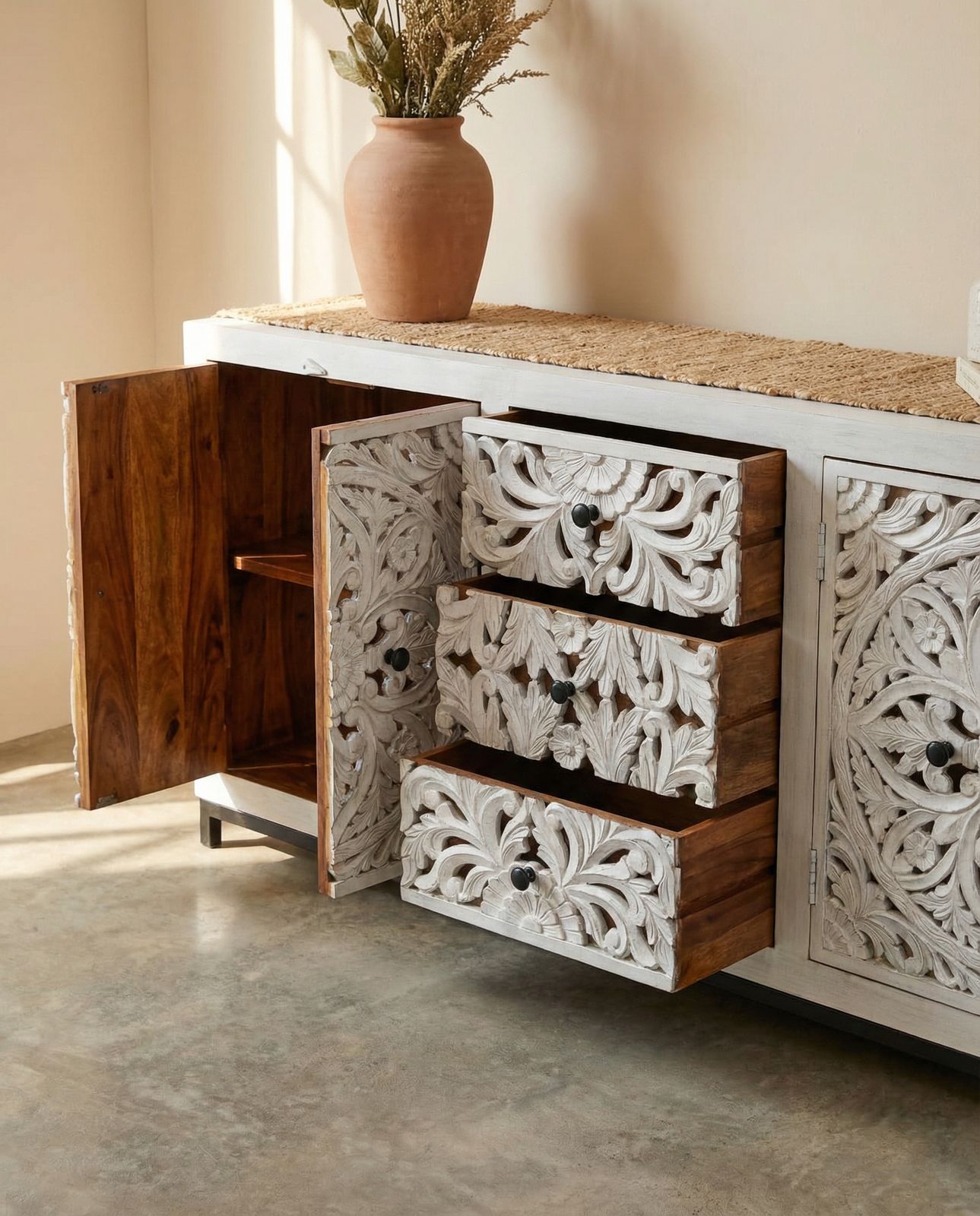 Hand Carved Mango Wood Sideboard – Whitewashed 4 Door 3 Drawer Design photo Furniture