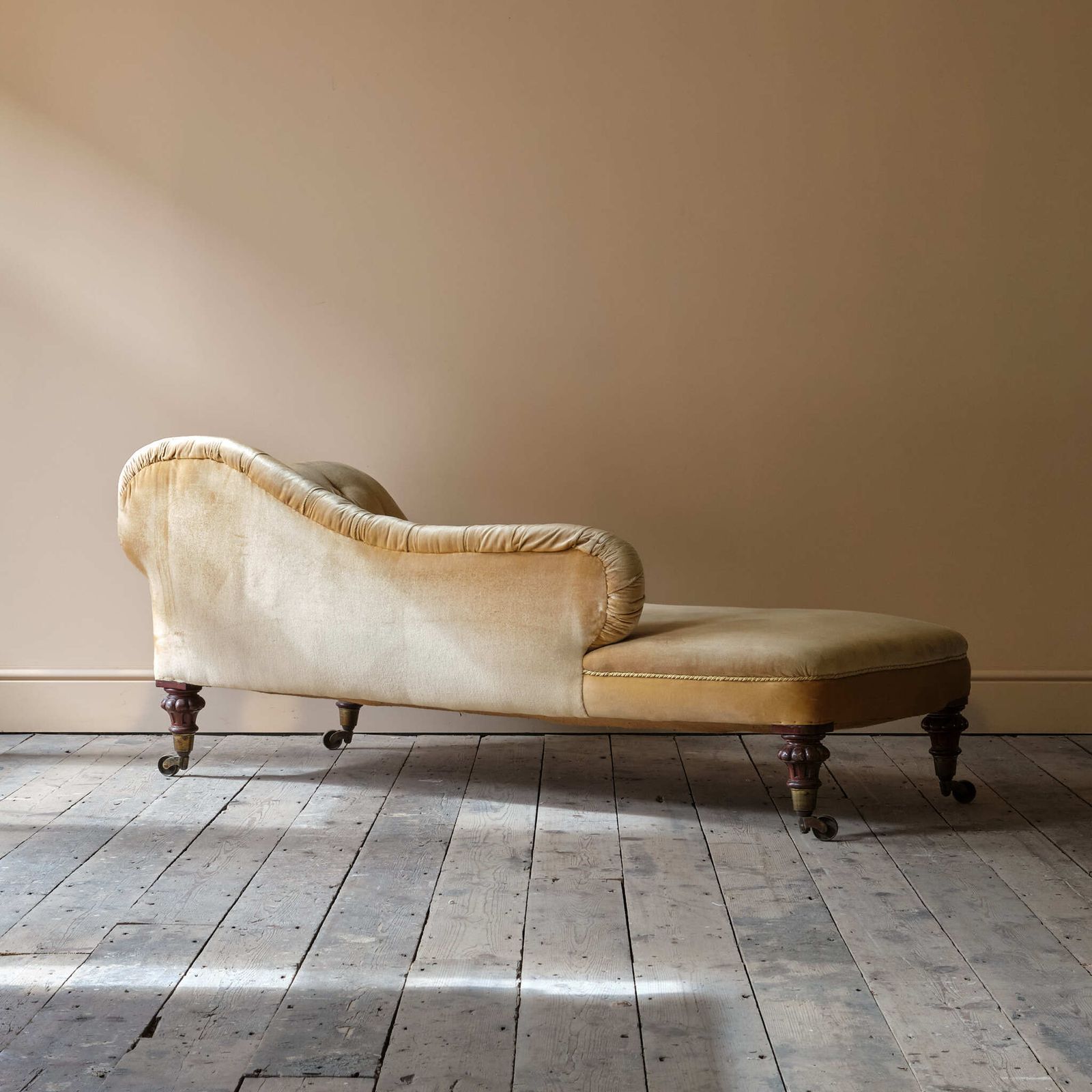 Mid 19th Century Country House Chaise Longue photo for sale