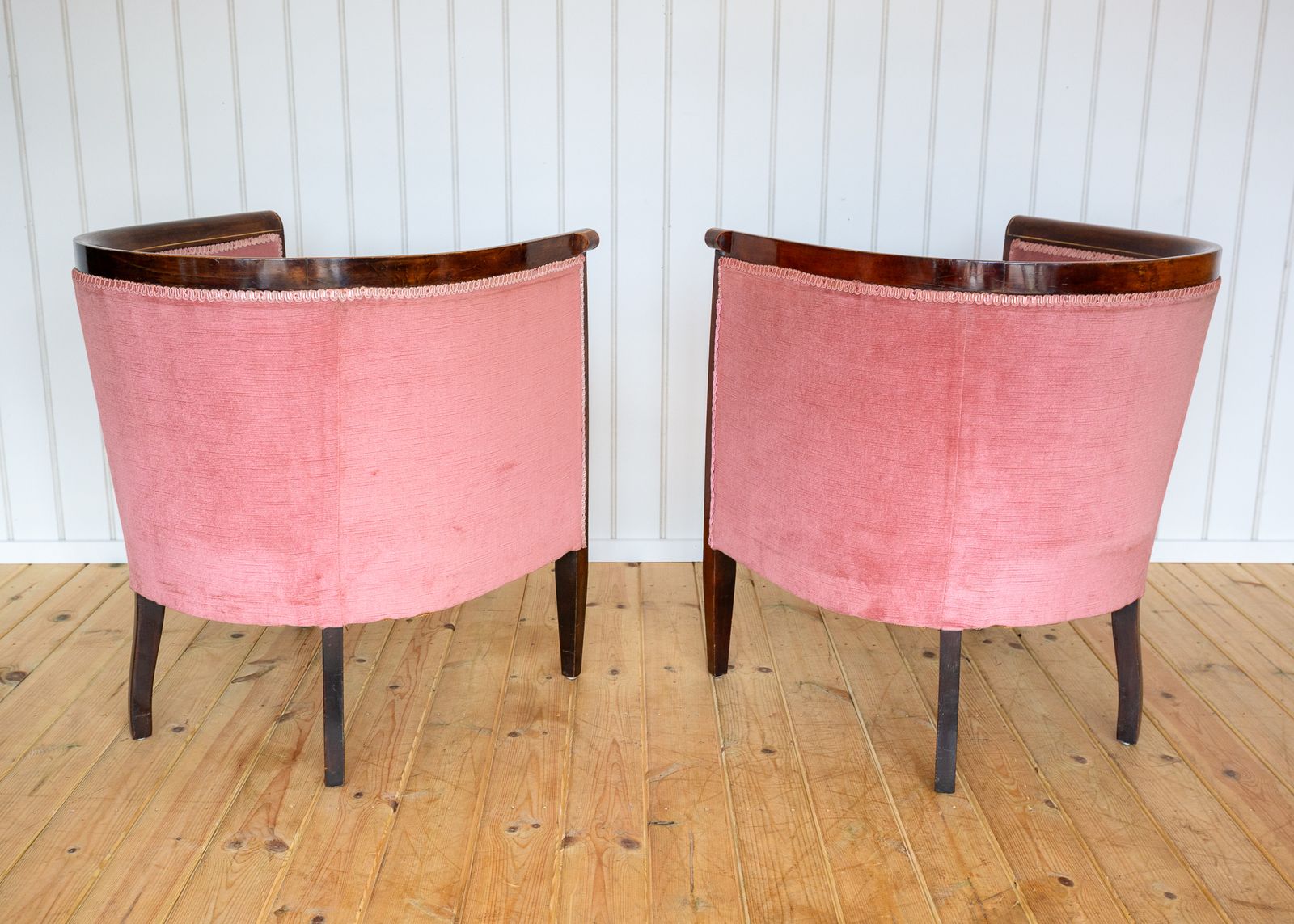 photo furniture Pair Of Edwardian Mahogany Armchairs Barrel Back Pink Tub Antiqu.E Art Nouvea.U 1910