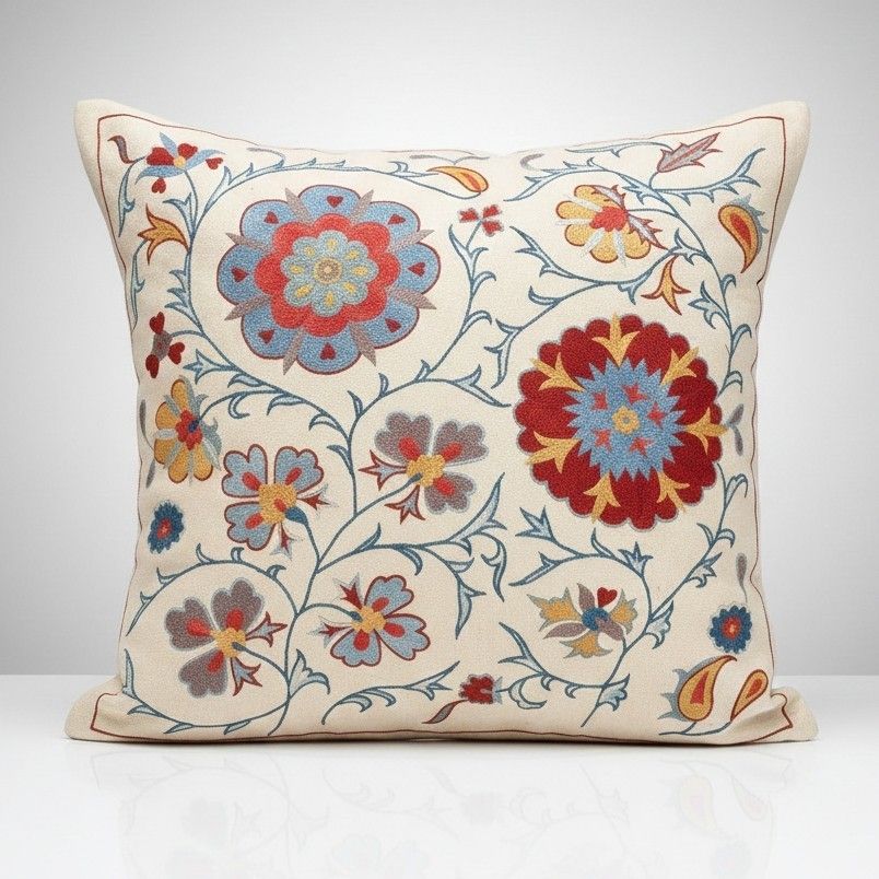 Housse de coussin brodée 100 % soie, 21" x 21". Housse de coussin faite main