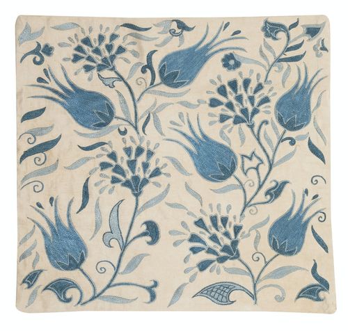 Housse de coussin moderne 19" x 19". Housse de coussin 100 % soie. Taie d'oreiller brodée