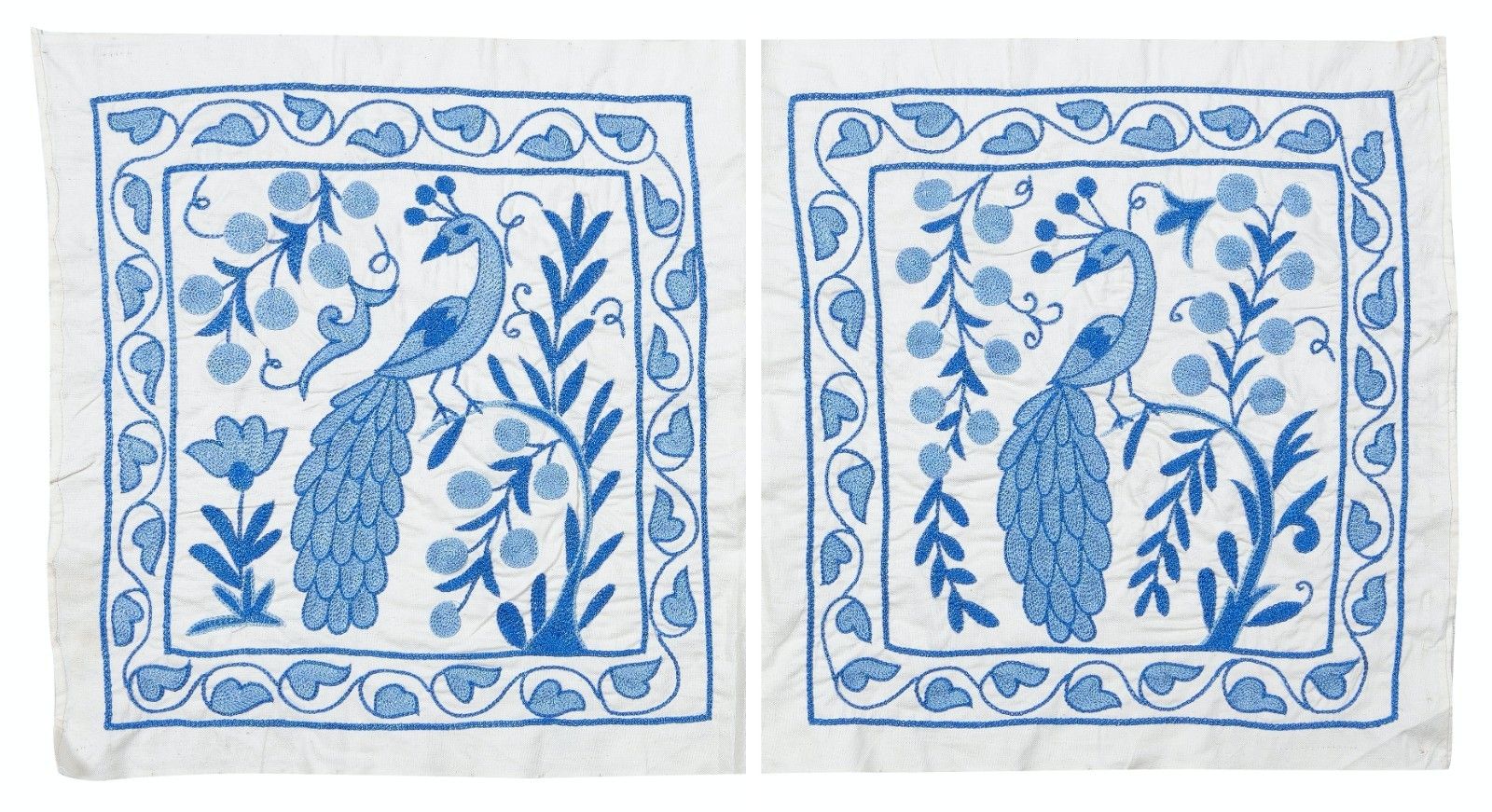 Lot de 2 housses de coussin brodées en soie 18" x 19", paire de coussins à dentelle, motif oiseaux photo for sale