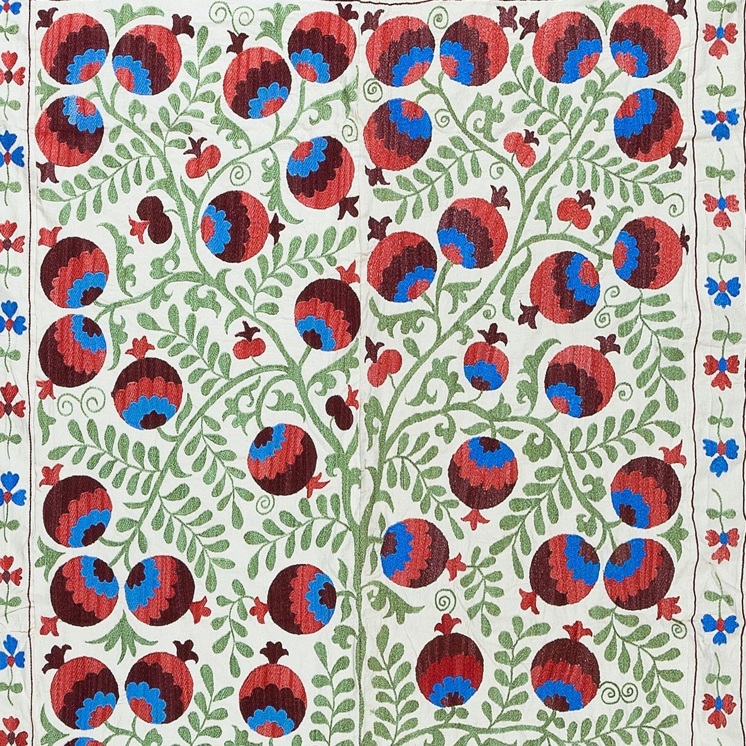 6.3x8 Ft Silk Hand Embroidered Bedspread, Traditional Table Cover, Wall Hanging photo vinterior