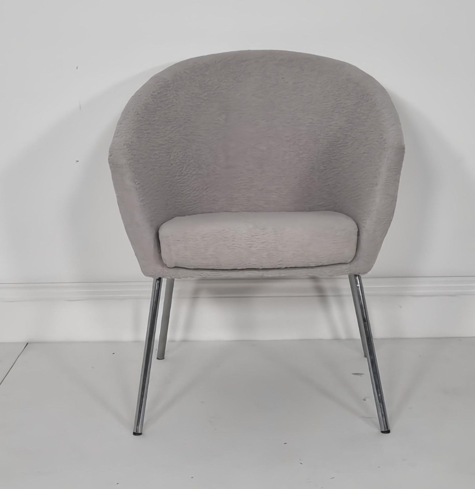 Artifort Lande Megan Chair In Grey Boucle In Excellent Condition