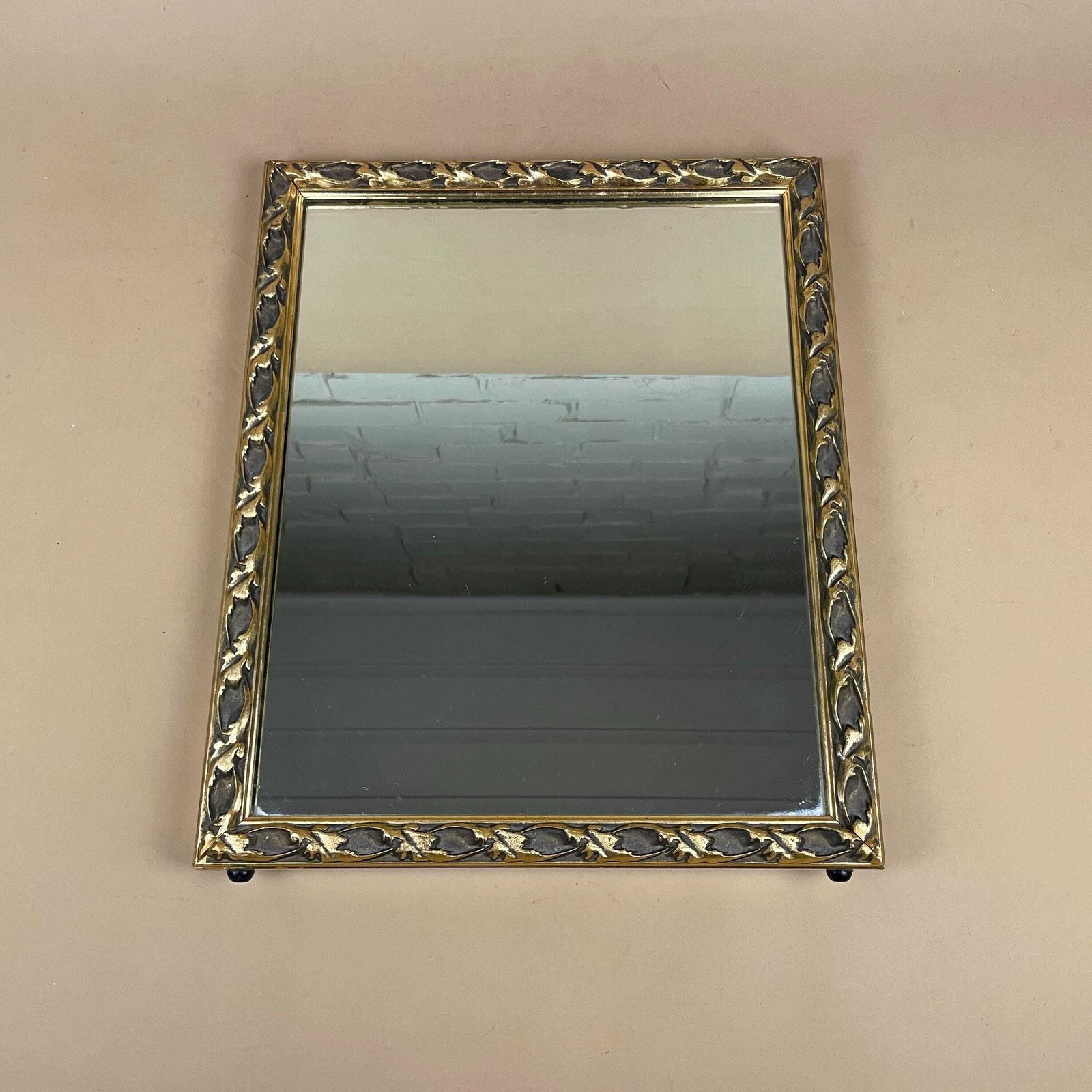 photo furniture Vintage Freestanding Mirror Gold Gilt Wood Frame Portrait Dressing Room Tabletop Ornate Gilded Bedroom Vanity Decorative Rectangle Wooden