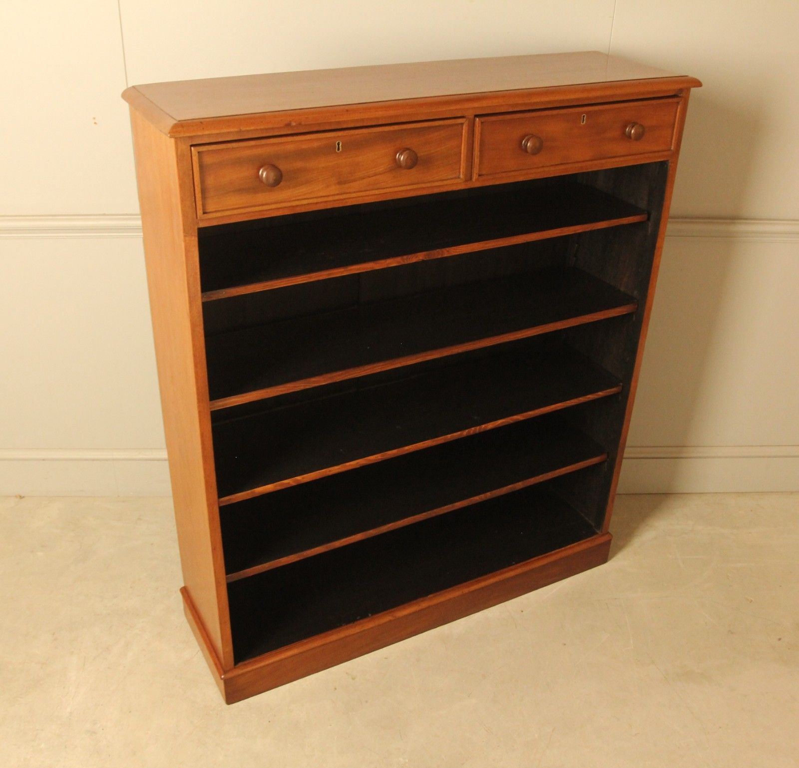 A Handsome 19th‑Century Mahogany Tall Open Bookcase photo 1250.0