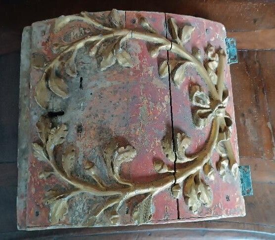 Antique Tabernacle Door In Lacquered And Gilded Wood