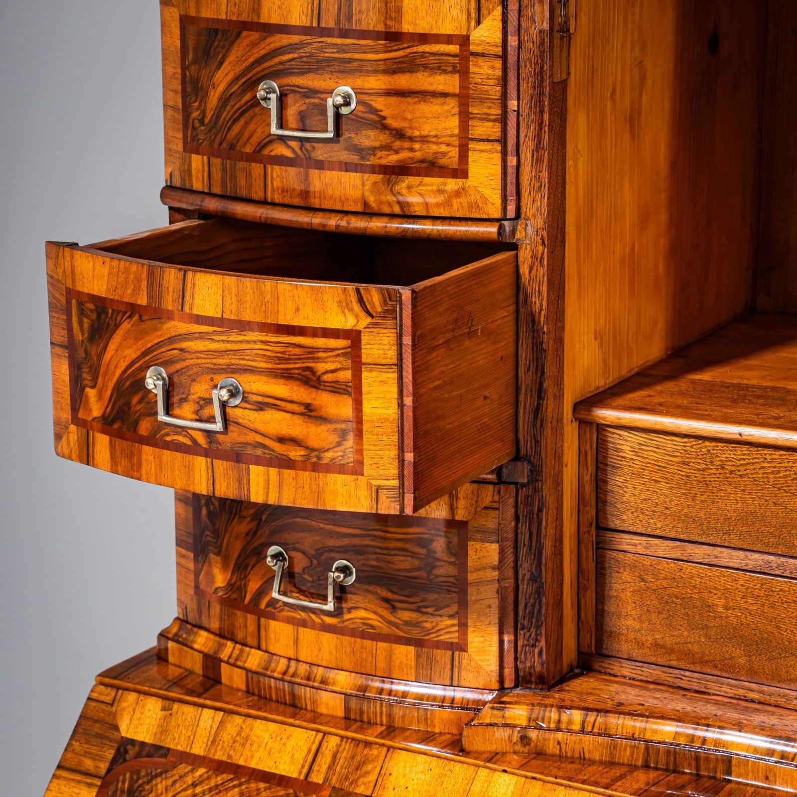 Baroque Slant Front Secretary In Walnut, Mid 18th Century photo vinterior
