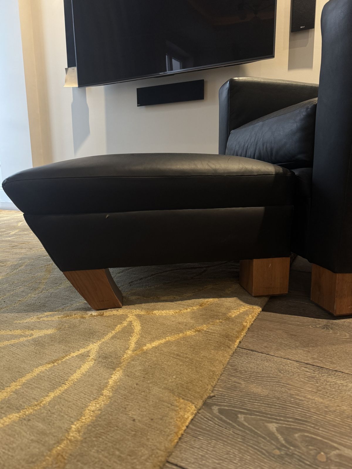 David Linley Armchair Chair And Footstool   Black Leather And Wanut photo 1800.0