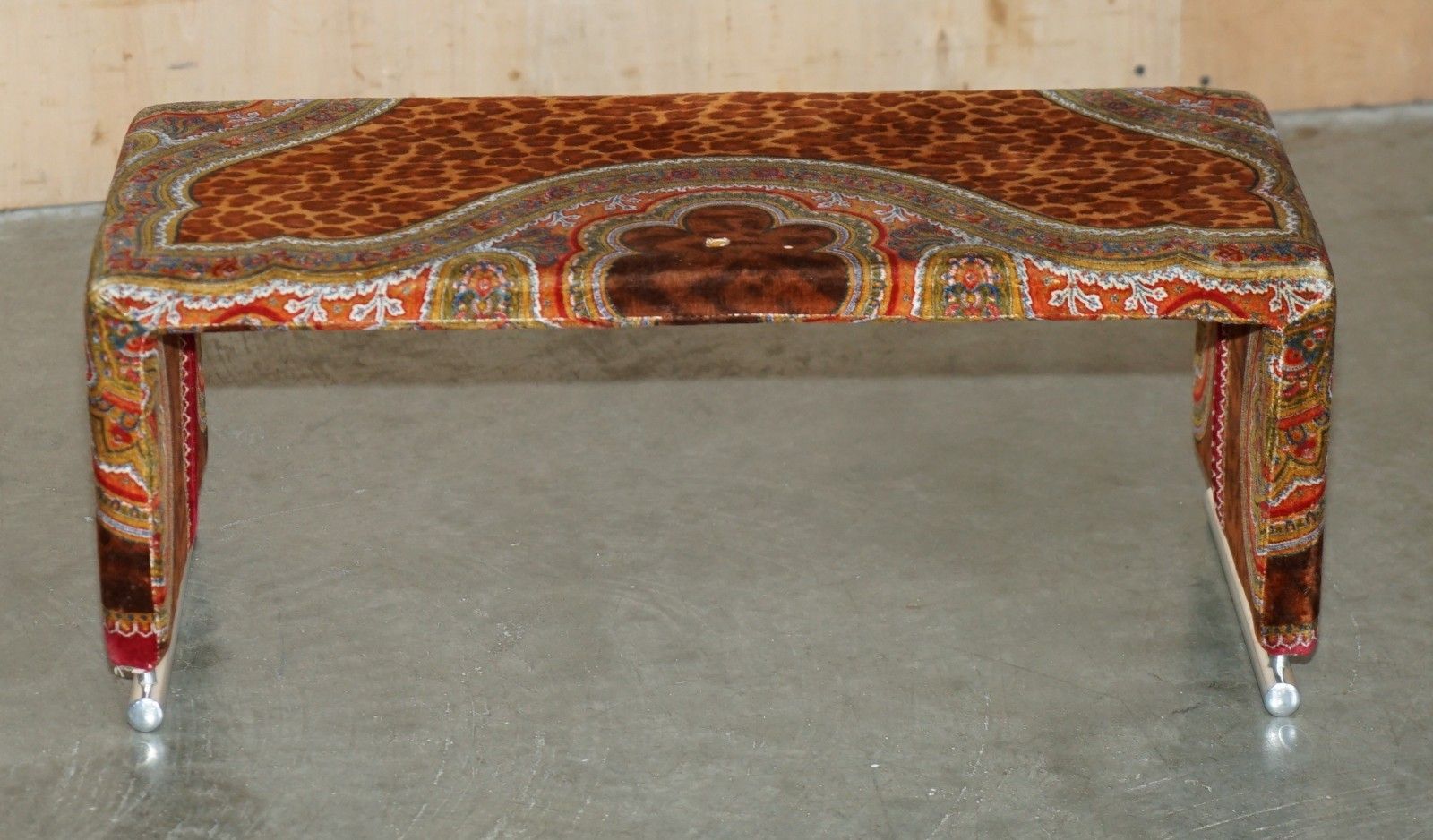 photo vinterior Pair Of Rrp £6,000 Versace Italy 2003 Ilian Rachov Designed Ottoman Footstools