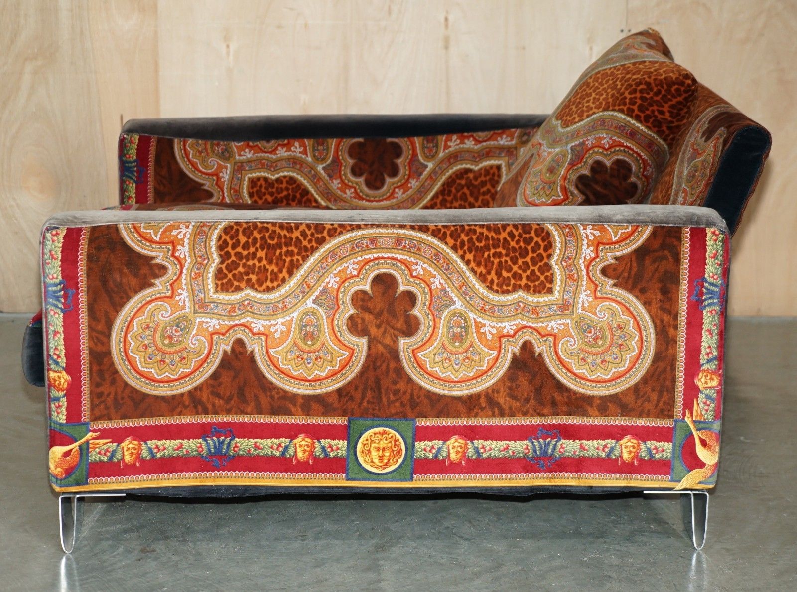 photo vintage £17,000 Versace Ilian Rachov Designed Adjustable Armchair Loveseat Part Of Suite
