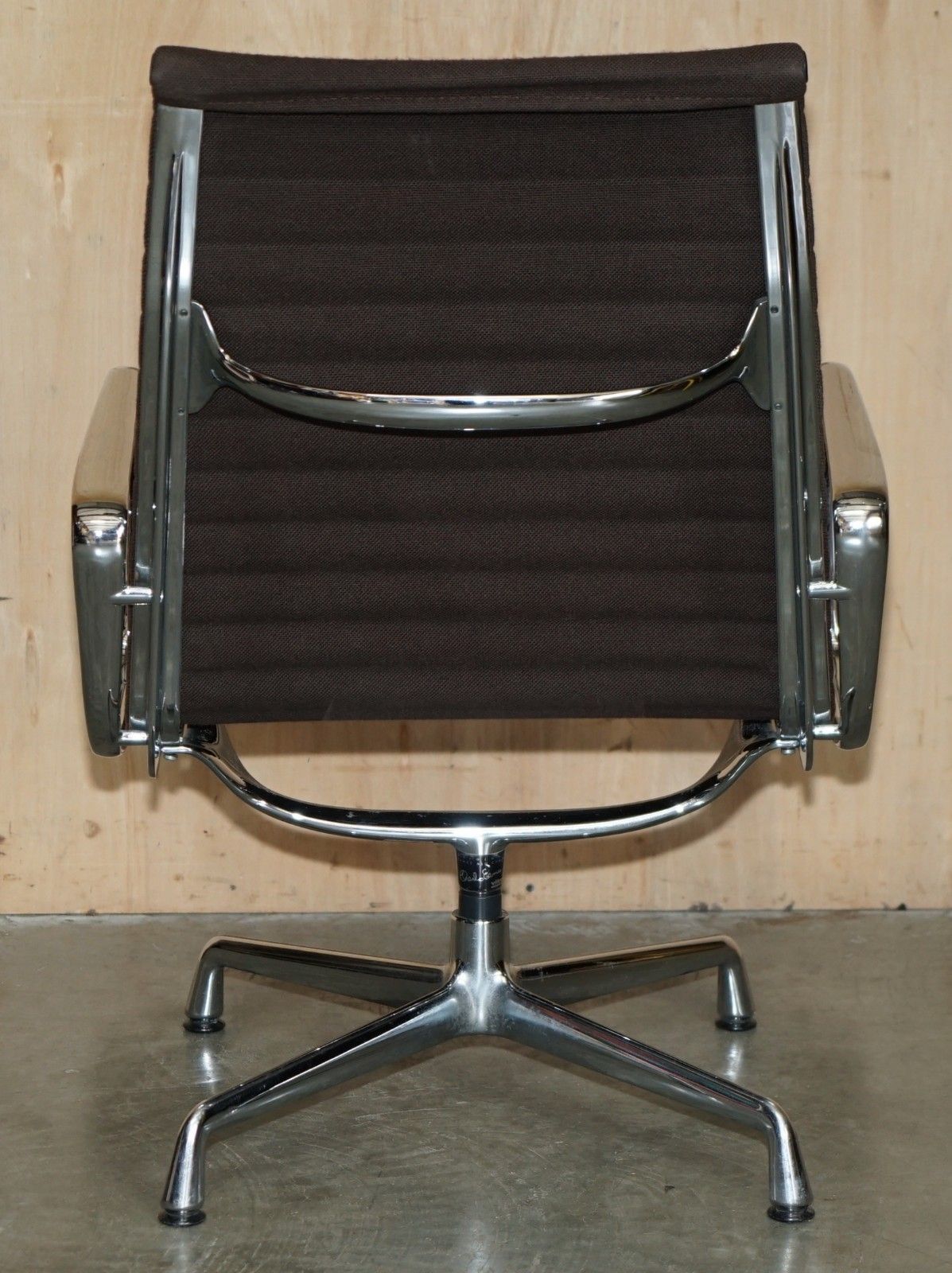 Furniture 1 Of 3 Brown 1987 Vitra Eames Herman Miller Ea 116 Model Office Swivel Chairs photo