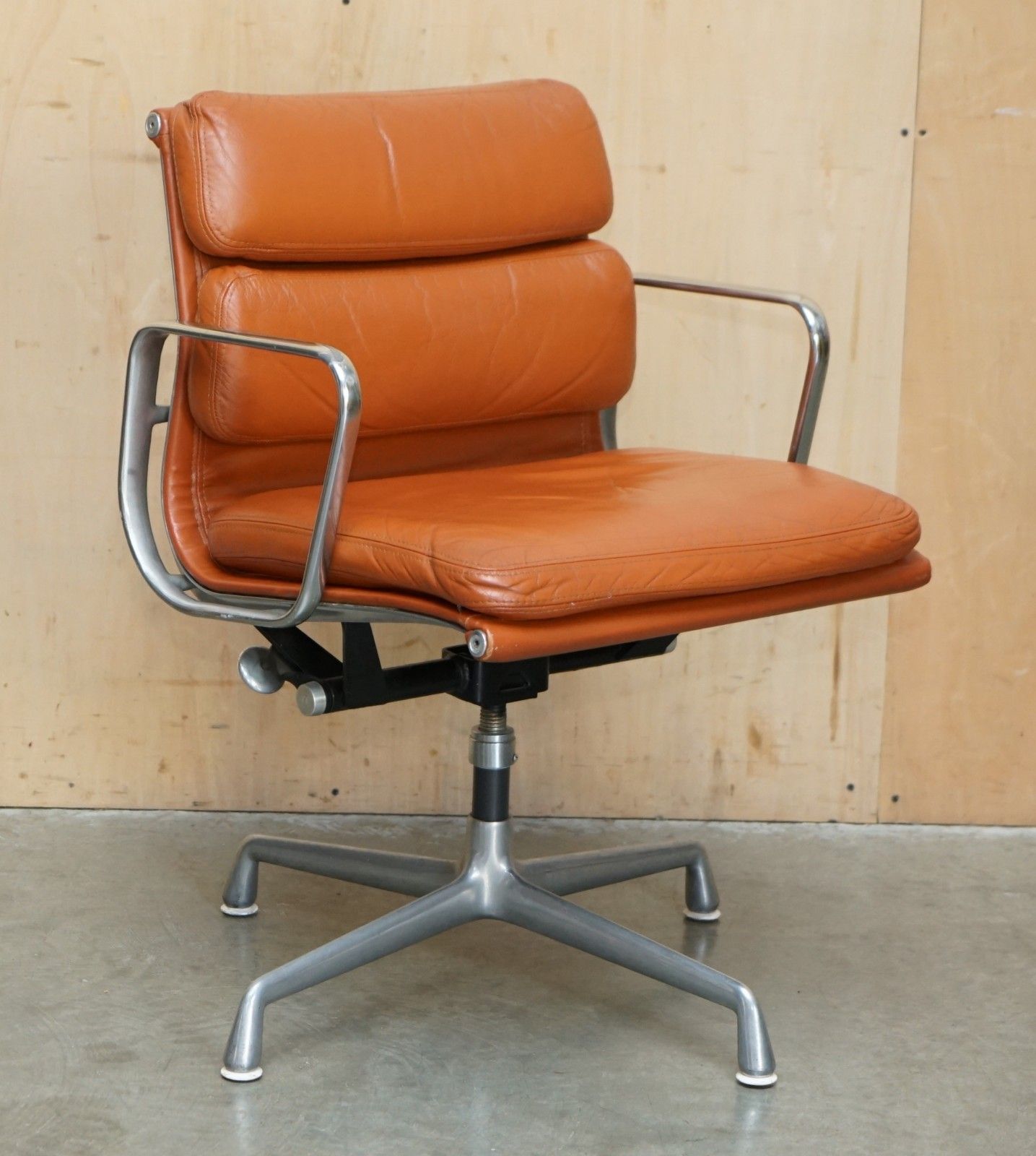 1 Of 4 Herman Miller 1977 Stamped Chanel Soft Pad Cognac Leather Captains Chair photo furniture