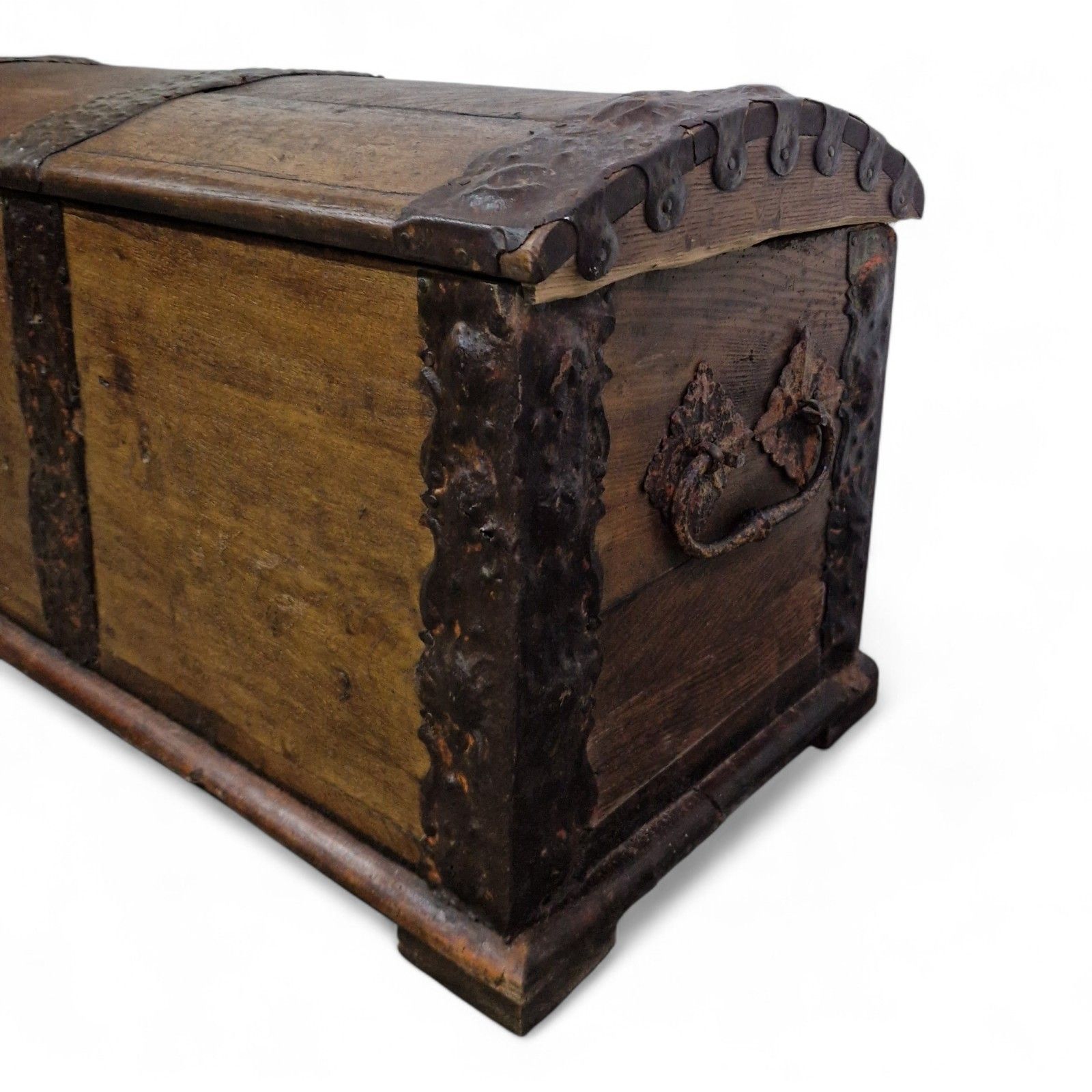 Continental Wooden Storage Chest Dome Top Rustic Coffer Blanket Box Large photo 295.0