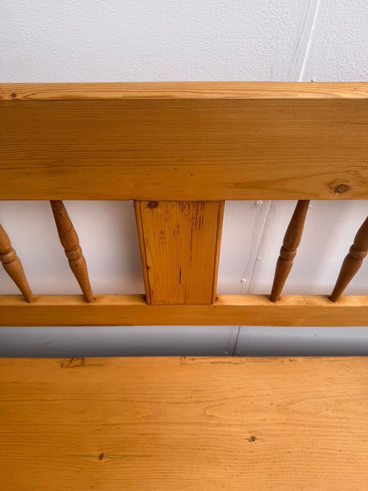 A Lovely Original Hungarian Spindled Pine Waxed Victorian 3 Seater Bench photo vinterior