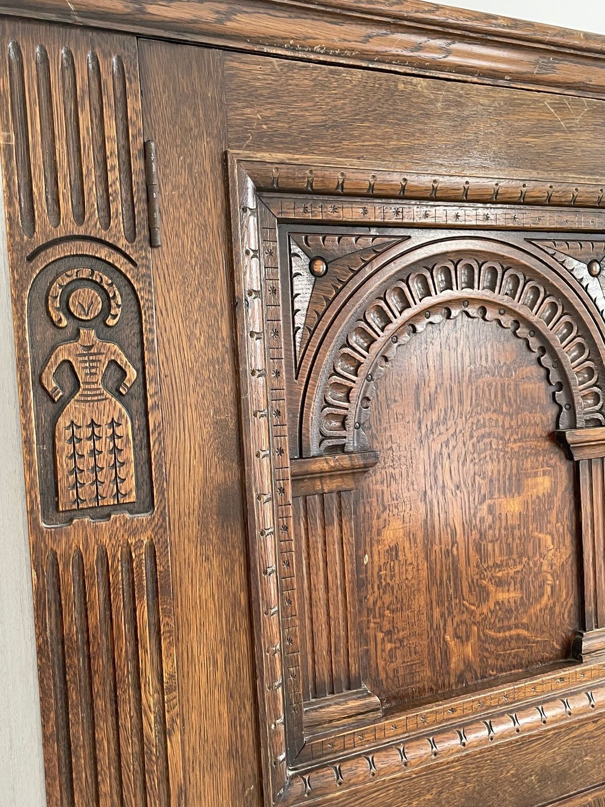 Antique Carved Oak Double Wardrobe | Early 20th Century (C.1920–1930) photo Furniture