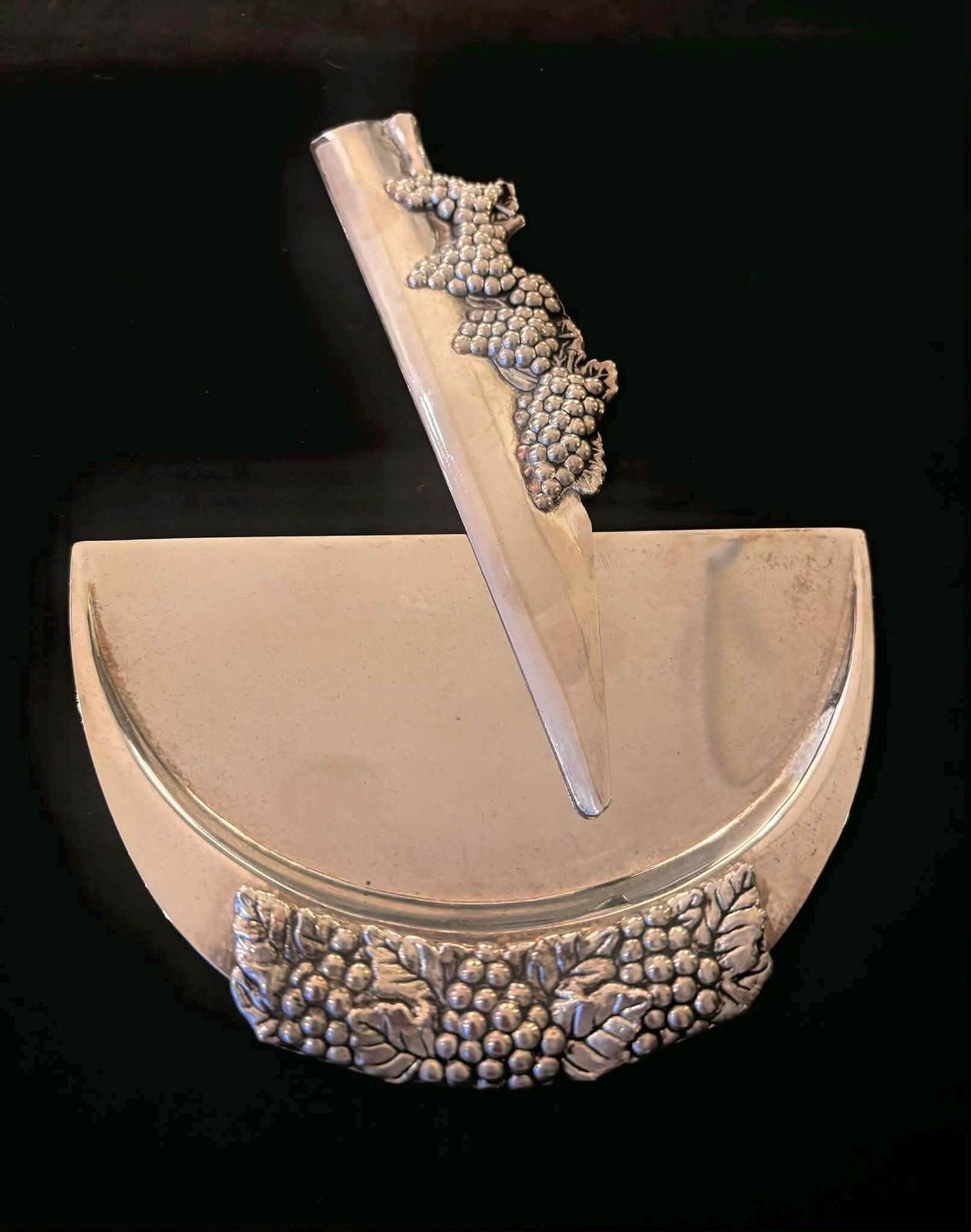 190.0 Crumb Catcher Table Shovel And Brush, French Tableware Service Pick Crumbs Silver Plated Brush Table Wedding Gift. photo