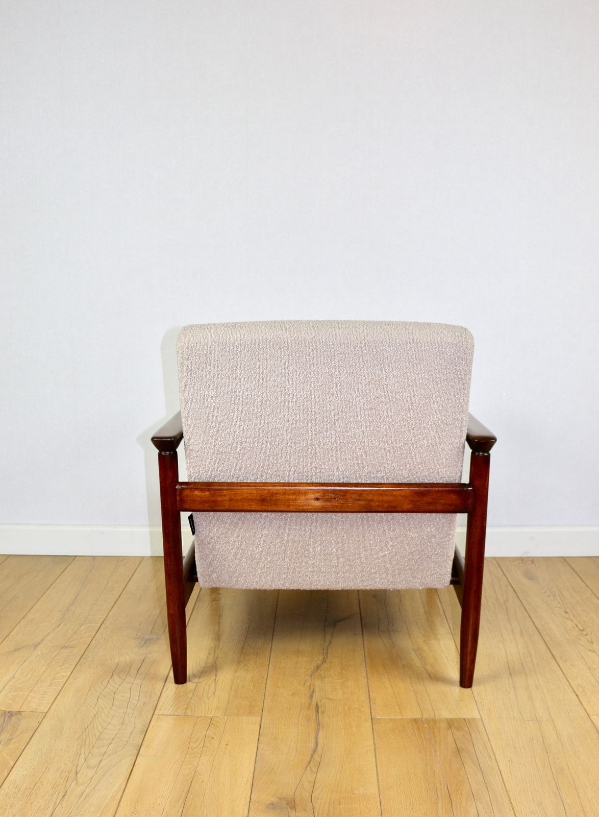Gfm 142 Armchair, Designed By Edmund Homa From The 1970s Beige Boucle Dark Wood   2 Pieces Available. photo 562.0