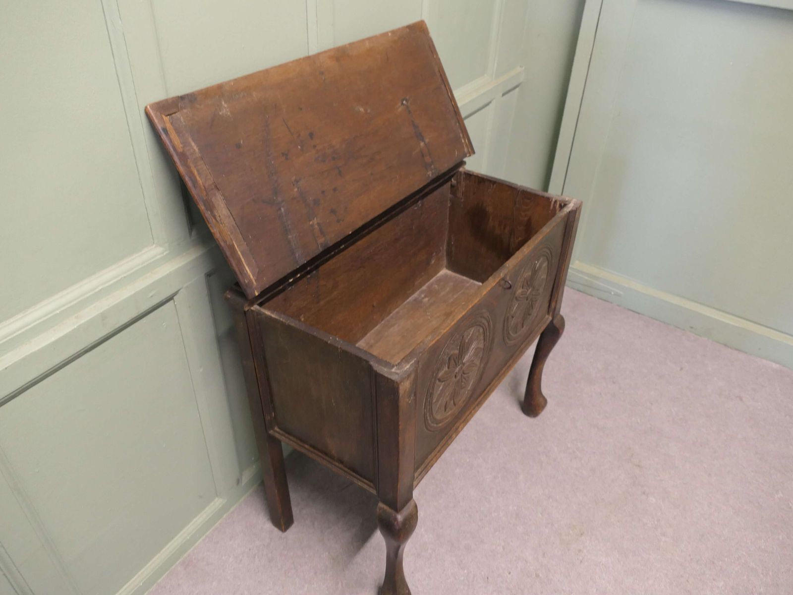 An Unusual 17th Century Carved Oak Coffer On Legs photo vinterior