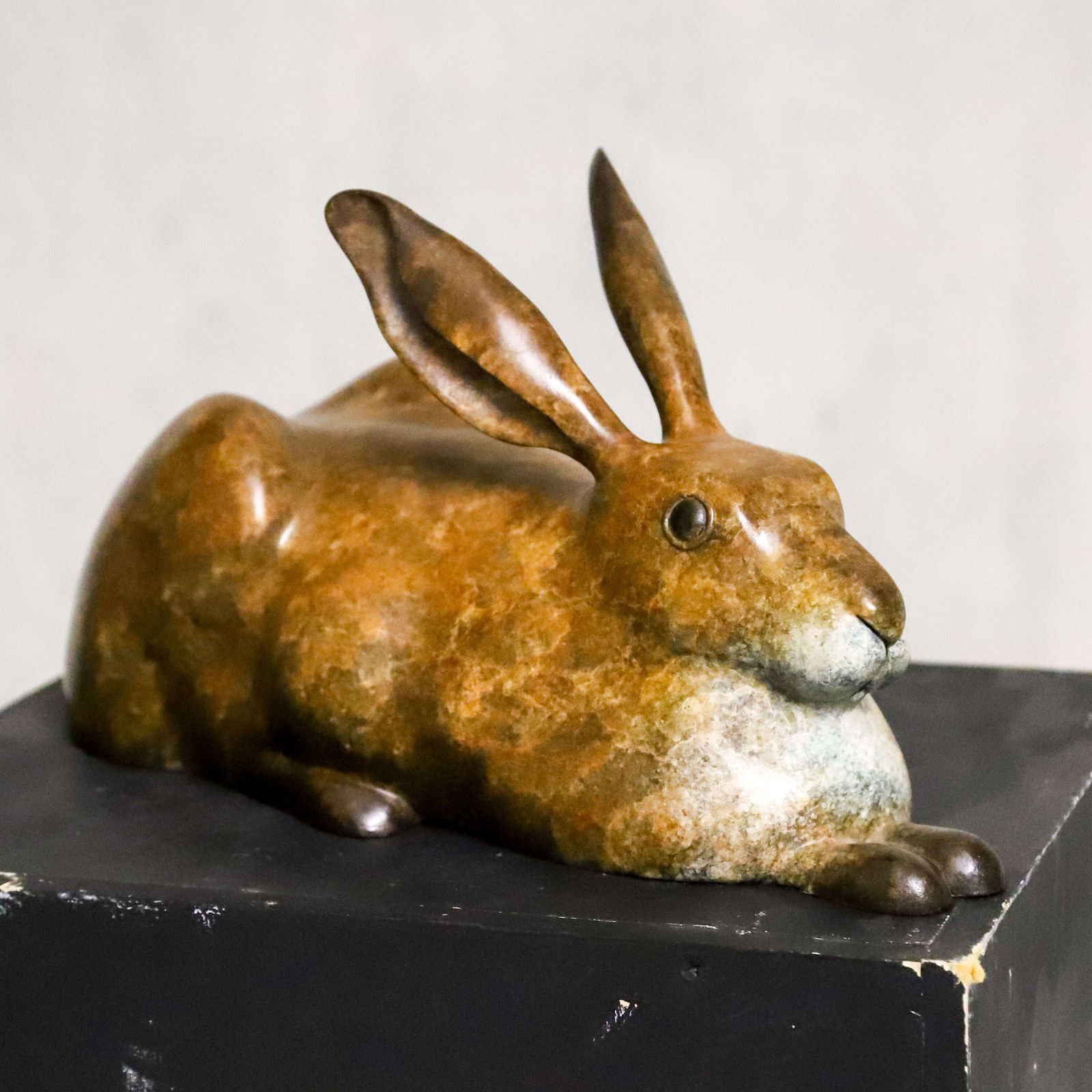 “Taking It Easy” – Bronze Rabbit By Richard J. Smith, Artist’s Copy, Lost‑Wax Cast photo for sale