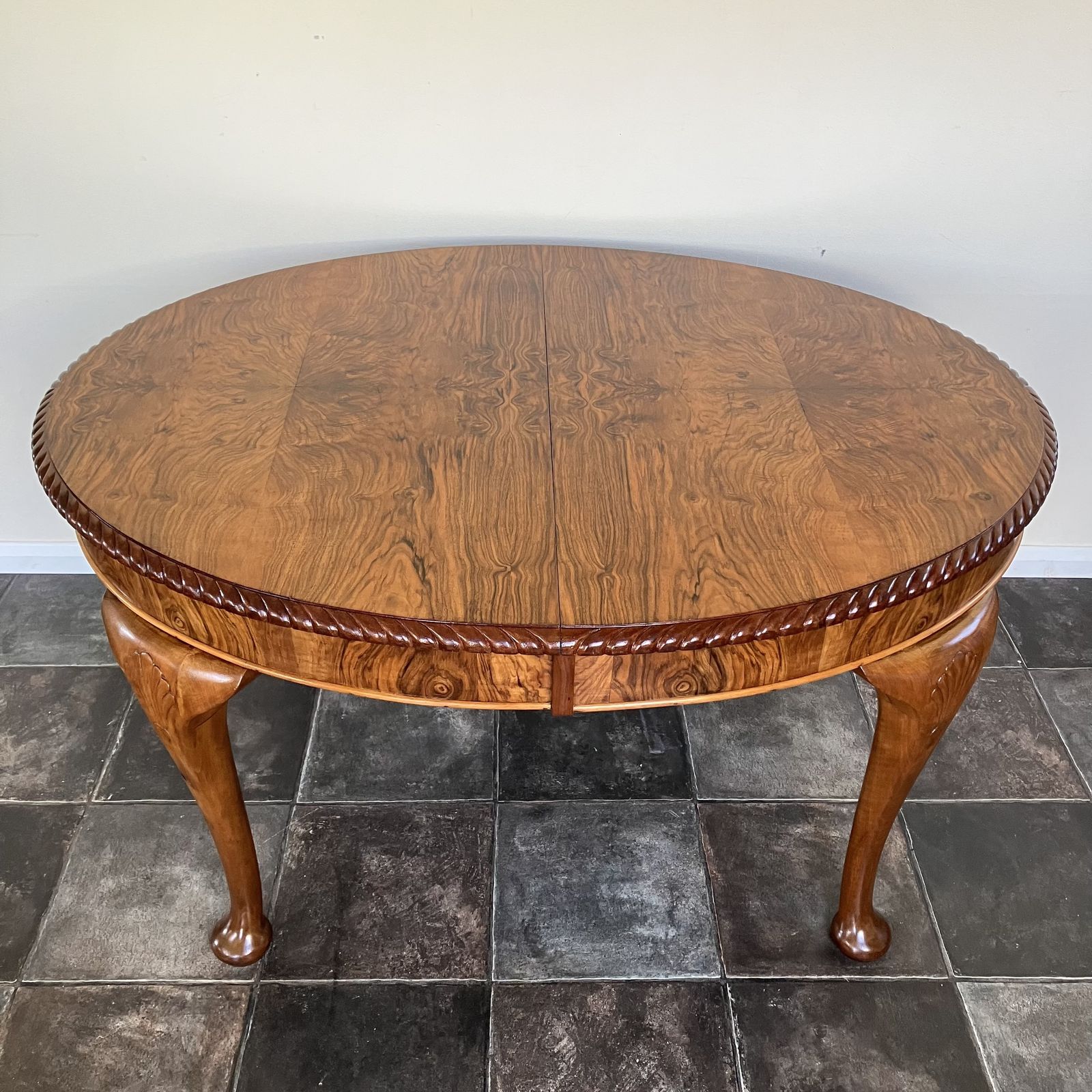 Superbly Restored Georgian Burr Walnut Wind Out Extending Dining Table By James Phillips & Sons Bristol; Queen Anne Legs photo buy
