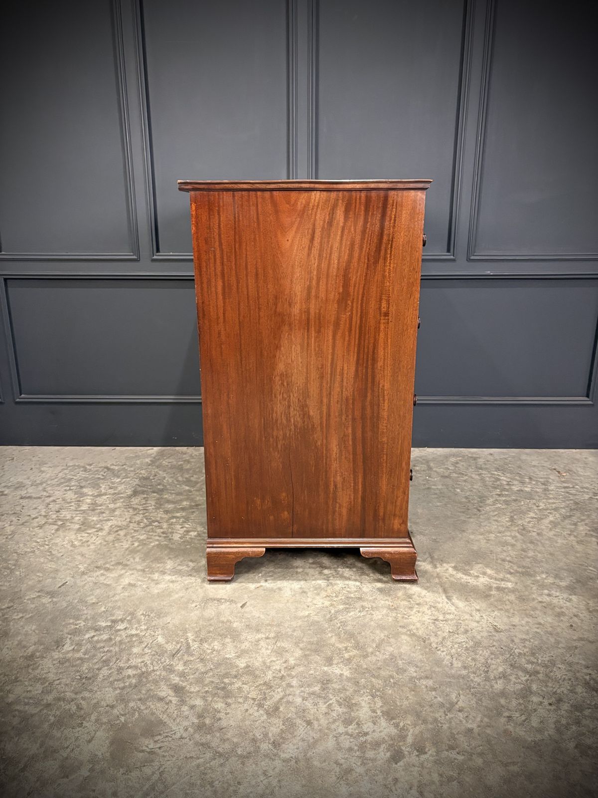 photo buy Mahogany Chest By Waring & Gillow