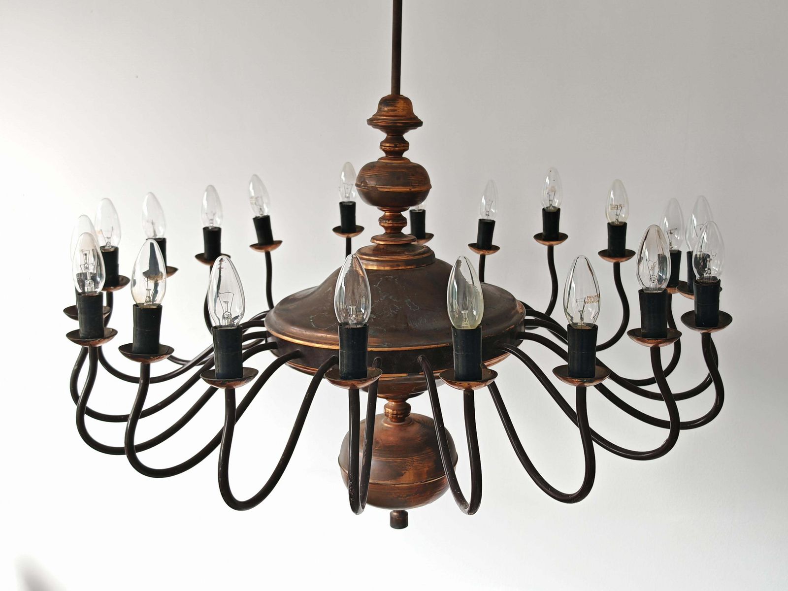 Monumental Dutch (Holandaise) Chandelier, 20 Lights, Copper, Germany 1950s photo vinterior