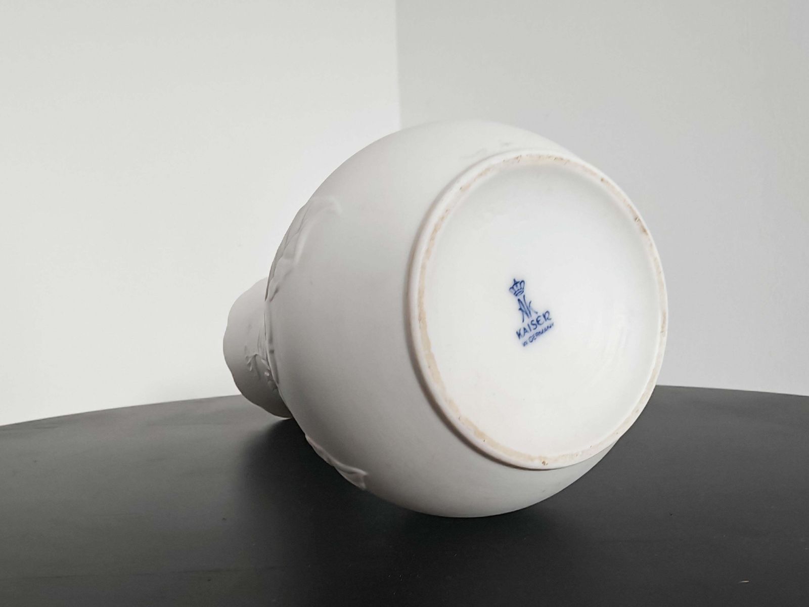 A Set Of 3 Mid Century Vases In Bisque Porcelain By Manfred Frey For Kaiser photo 887.0