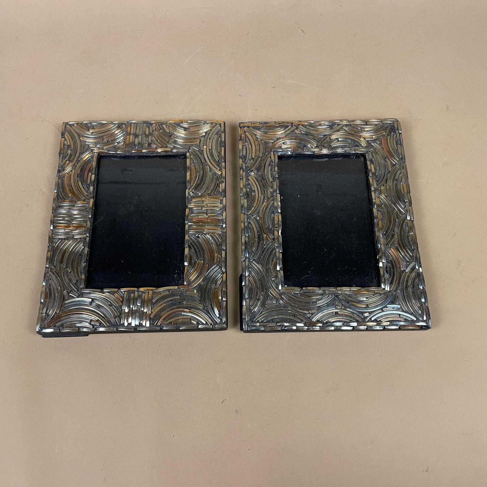 Pair Of 2 Vintage Glass Frames Art Deco Vanity Small Photo Frames Patterned Frame Picture A5 Photos Frame Silver Freestanding Rectangle photo Home Decor