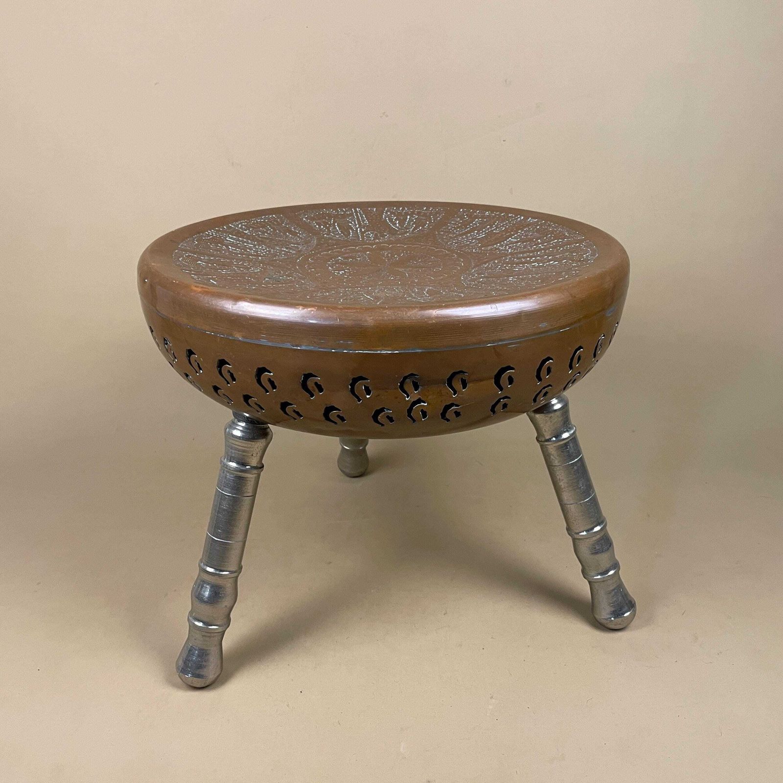 photo furniture Indian Copper Foot Warmer Tripod Table Stool Ornate Low Heater Silver Legs Vintage Stand Metal