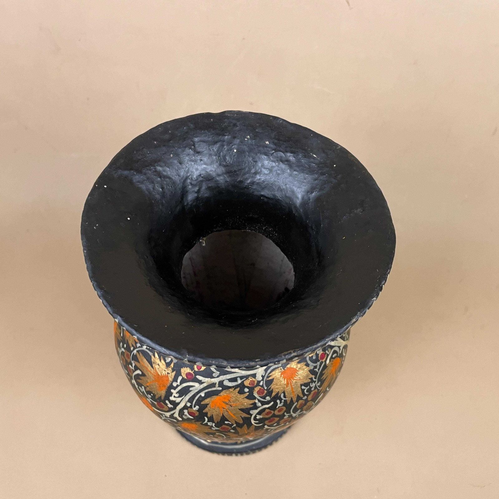 Indian Paper Mache Vase Hand Painted Black Floral Vintage Kashmiri Table Display Folk Art Collectible Handmade photo 85.0