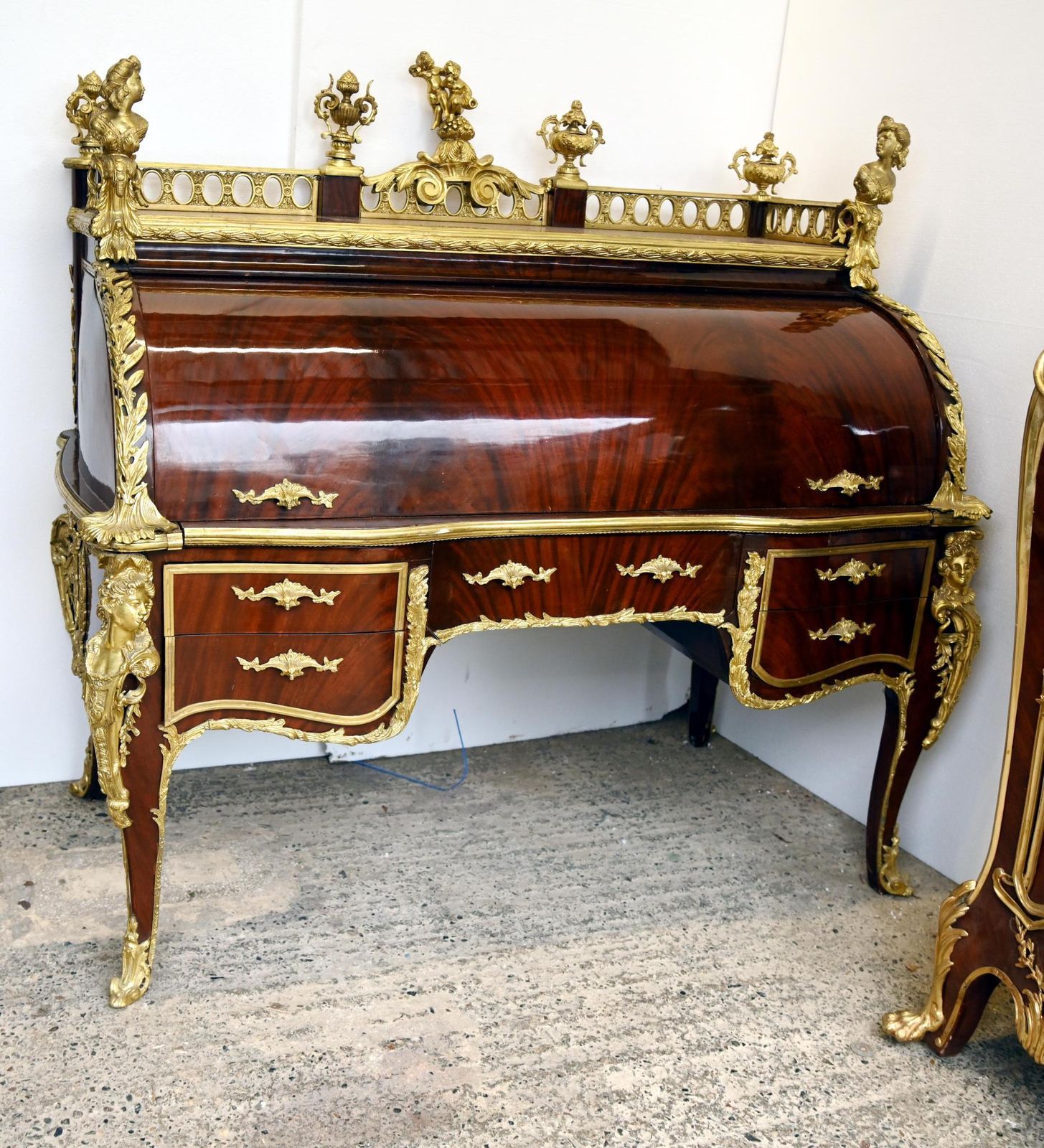 French Desk Bureau A Cylinder Roll Top Roi Louis XV photo vinterior