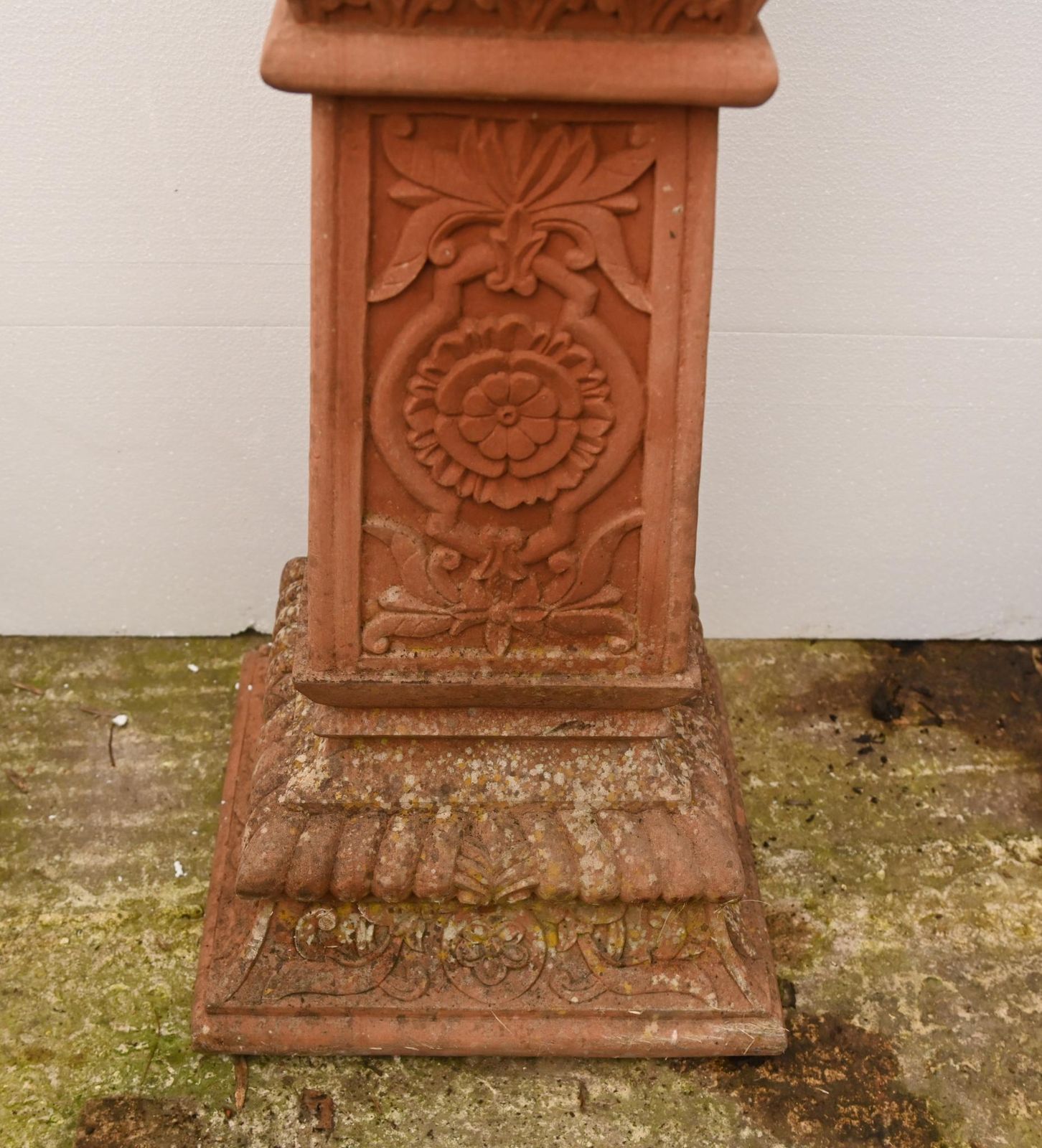 Garden Armillary Sphere Terracotta Stand Sun Dial photo vinterior