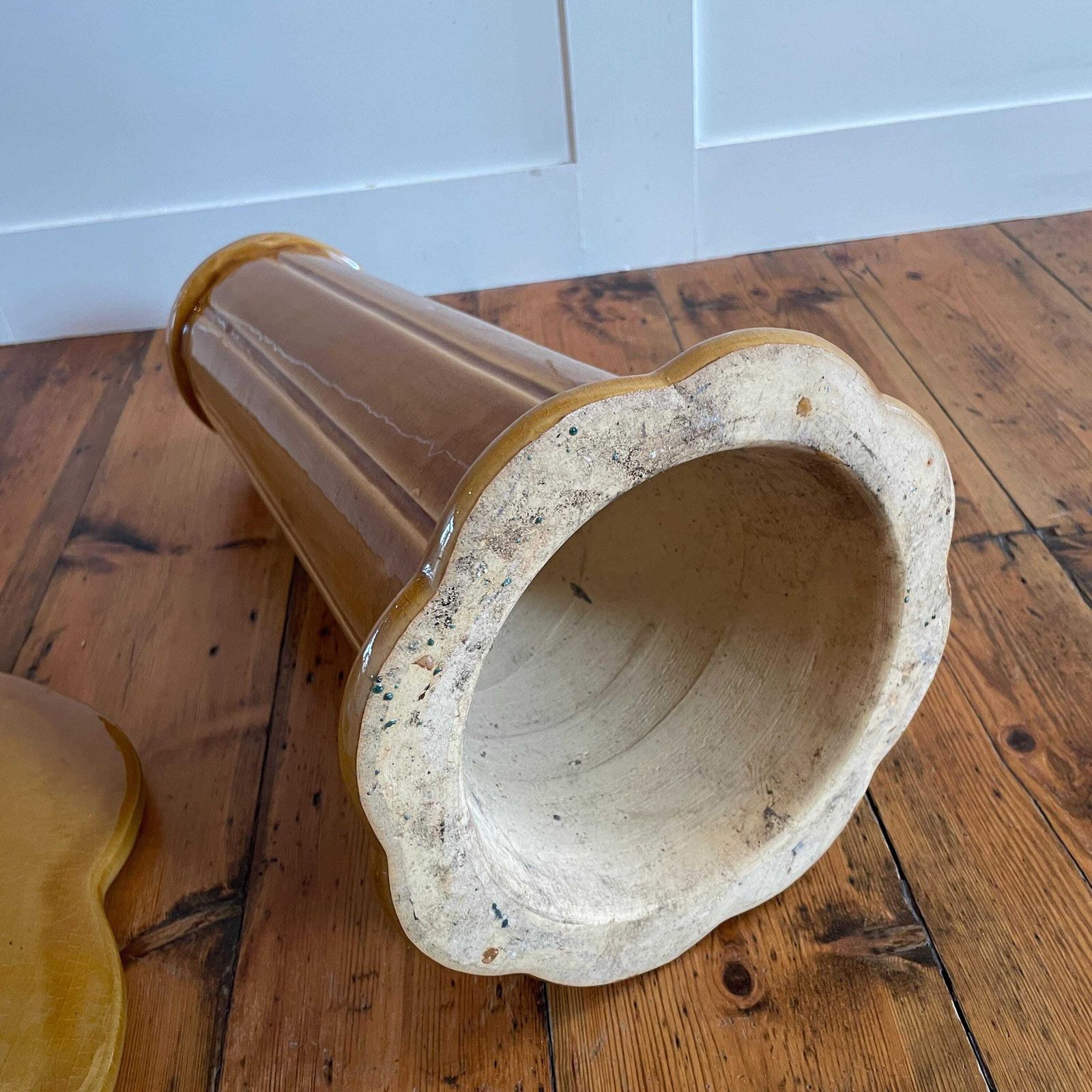 photo for sale Large Ceramic Bird Bath Yellow Pedestal Garden Pool Flower Top Vintage Glazed Ceramic Outdoor Wildlife Ornamental