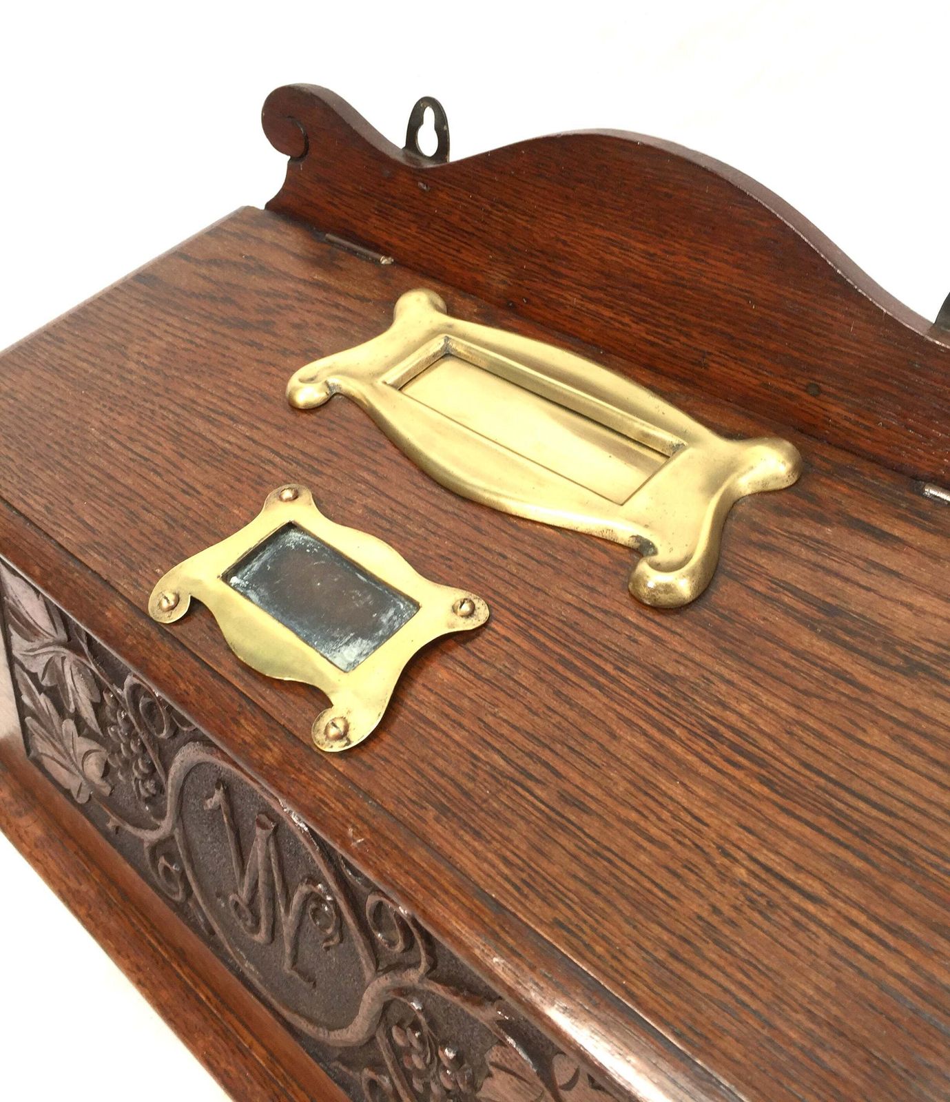 photo furniture Antique 19th Century Wooden Oak Country House Carved Letter Box / Storage Box