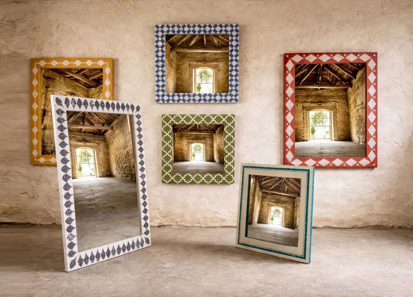Geometric Moorish Pattern Bespoke Painted Mirror photo vinterior