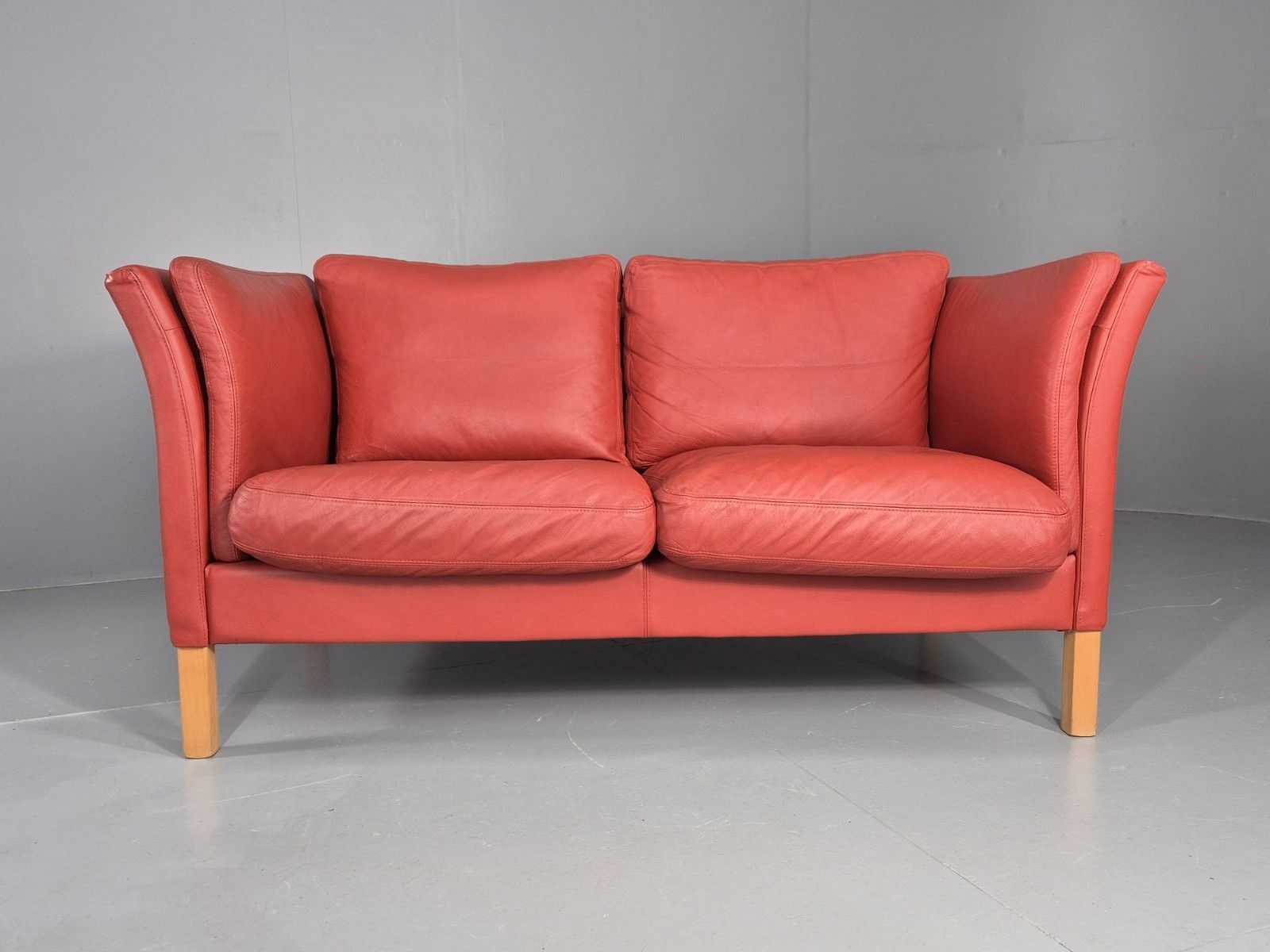Vintage Danish 2 Seater Danish Skalma Red Leather 1980s Retro Mcm Eb10512 M2ss photo 600.0
