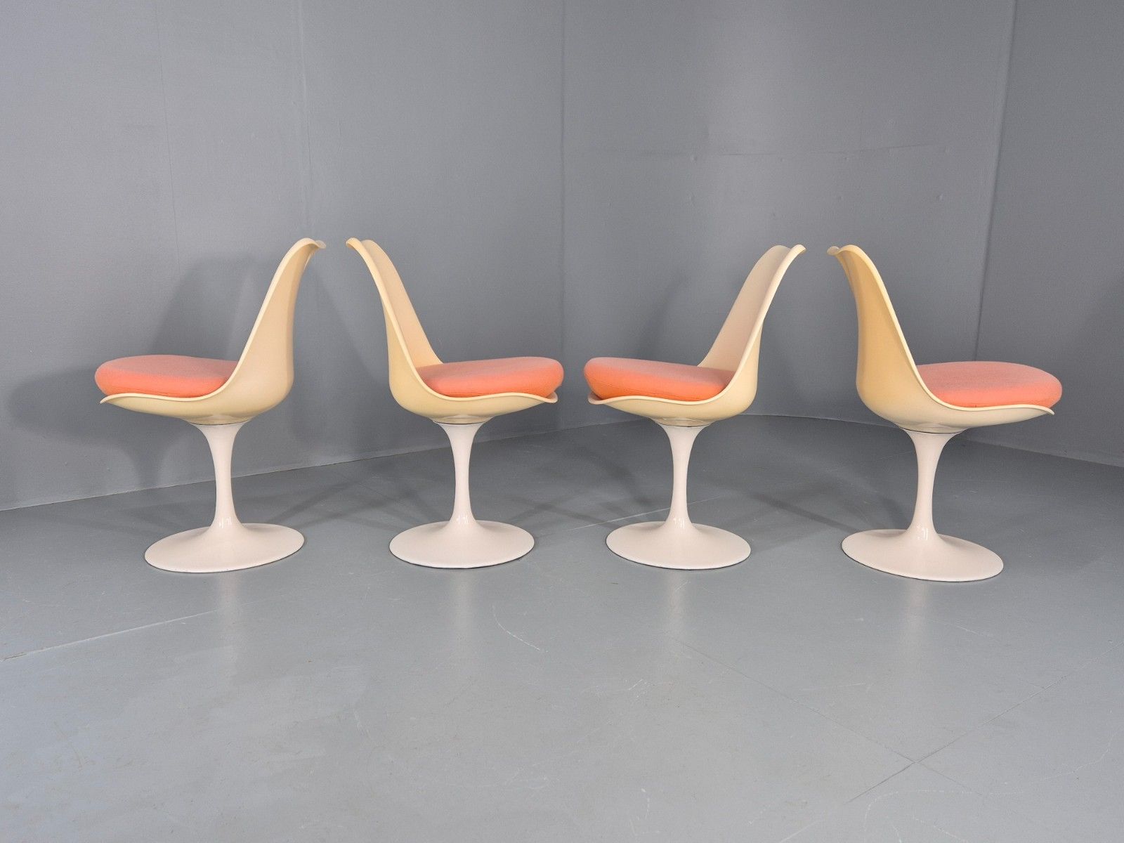 4 Tulip Based Swivel Chairs 1970s Retro Original Seat Pads Eb11843 Mdin photo vintage