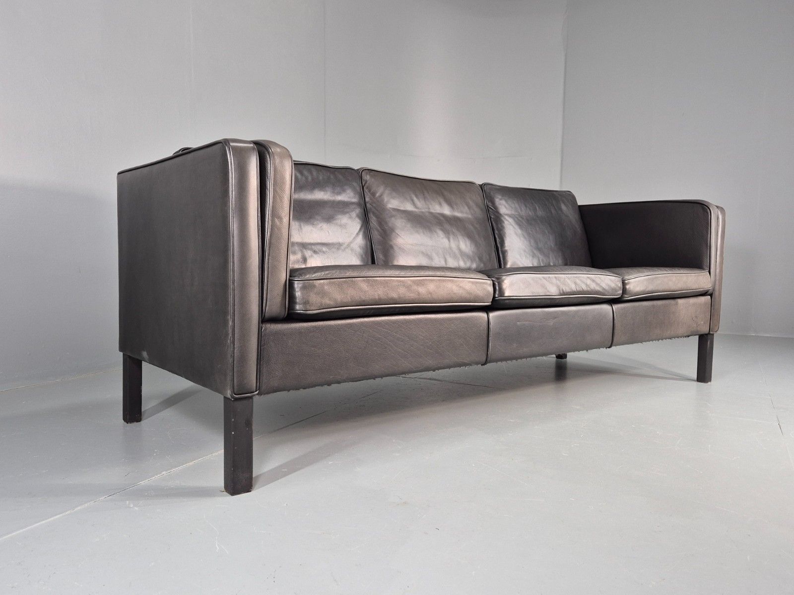 Vintage Danish 3 Seater Black Leather Sofa 1970s Retro Mid Century Eb11923 M3ss photo furniture