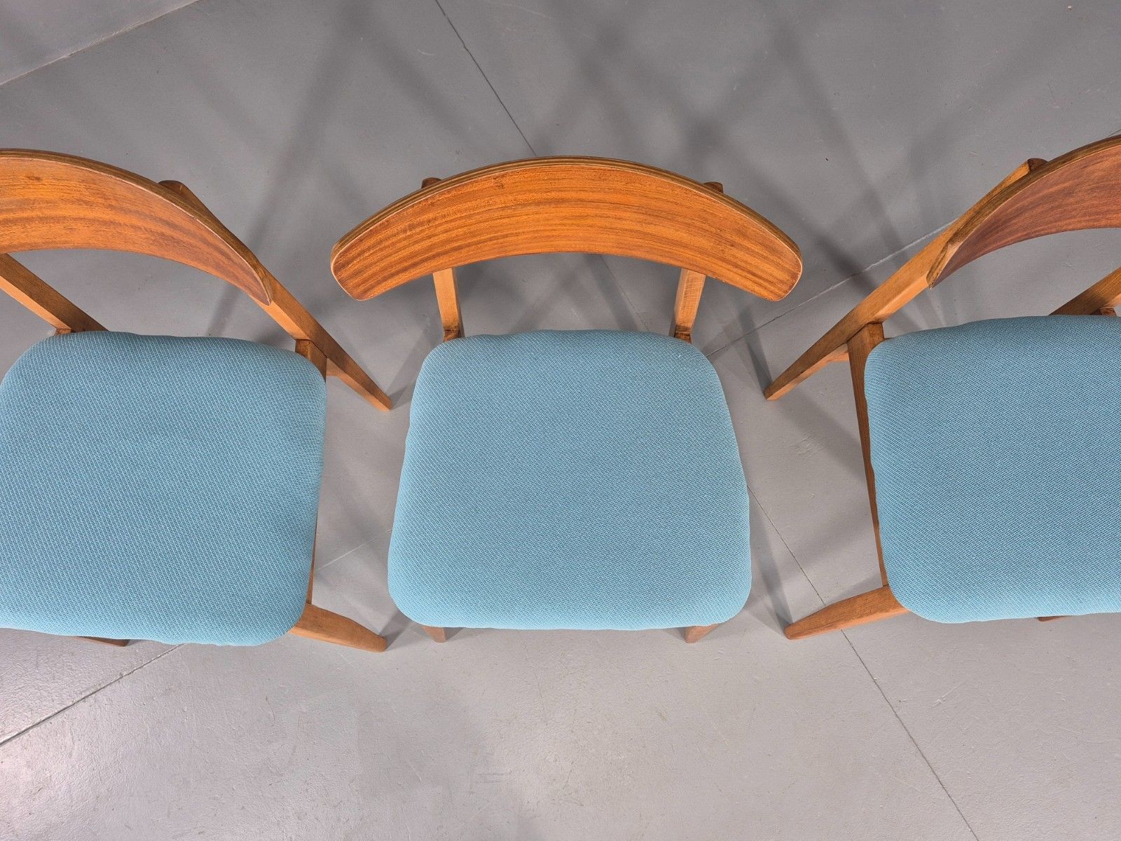 photo vinterior 3 Vintage Dining Chairs Mid Century Design New Seats 1960s Retro  Eb11936 Mdin