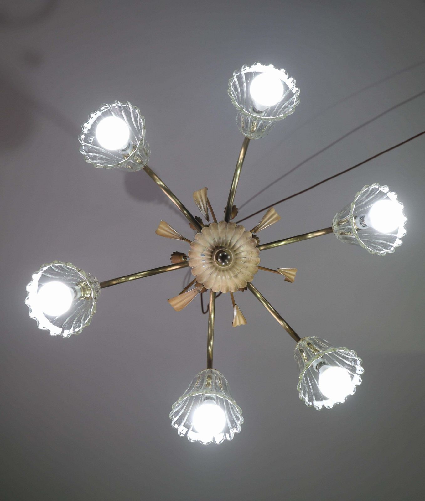 Lighting Art Decò Murano Glass And Brass Chandelier, 6 Light, 1950 photo