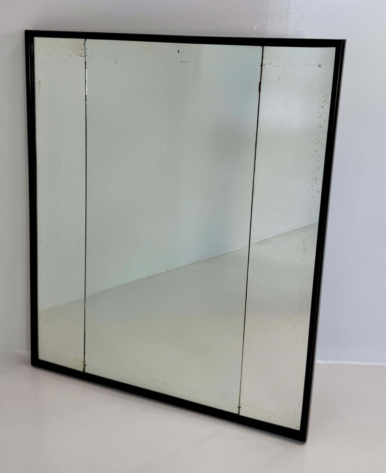 1940s Italian Art Deco Mirror Attributed To Osvaldo Borsani In Black Lacquer Wit photo buy