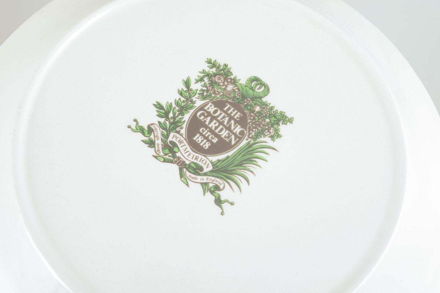 Portmeirion England. 4 grandes assiettes plates en faïence. Série « The Botanic Garden ». photo Décoration