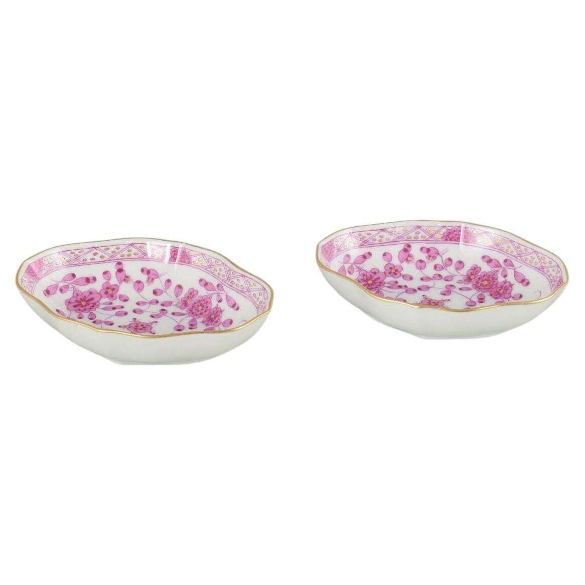 Meissen, “Pink Indian”. Pair Of Small Oval Porcelain Bowls, Early 20th C.