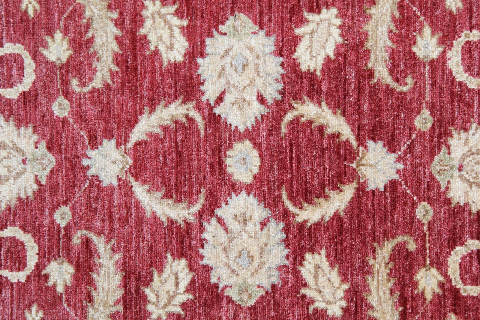 Tapis de couloir traditionnel rouge bordeaux, tapis de couloir en laine Burgundy, décoration intérieure photo for sale