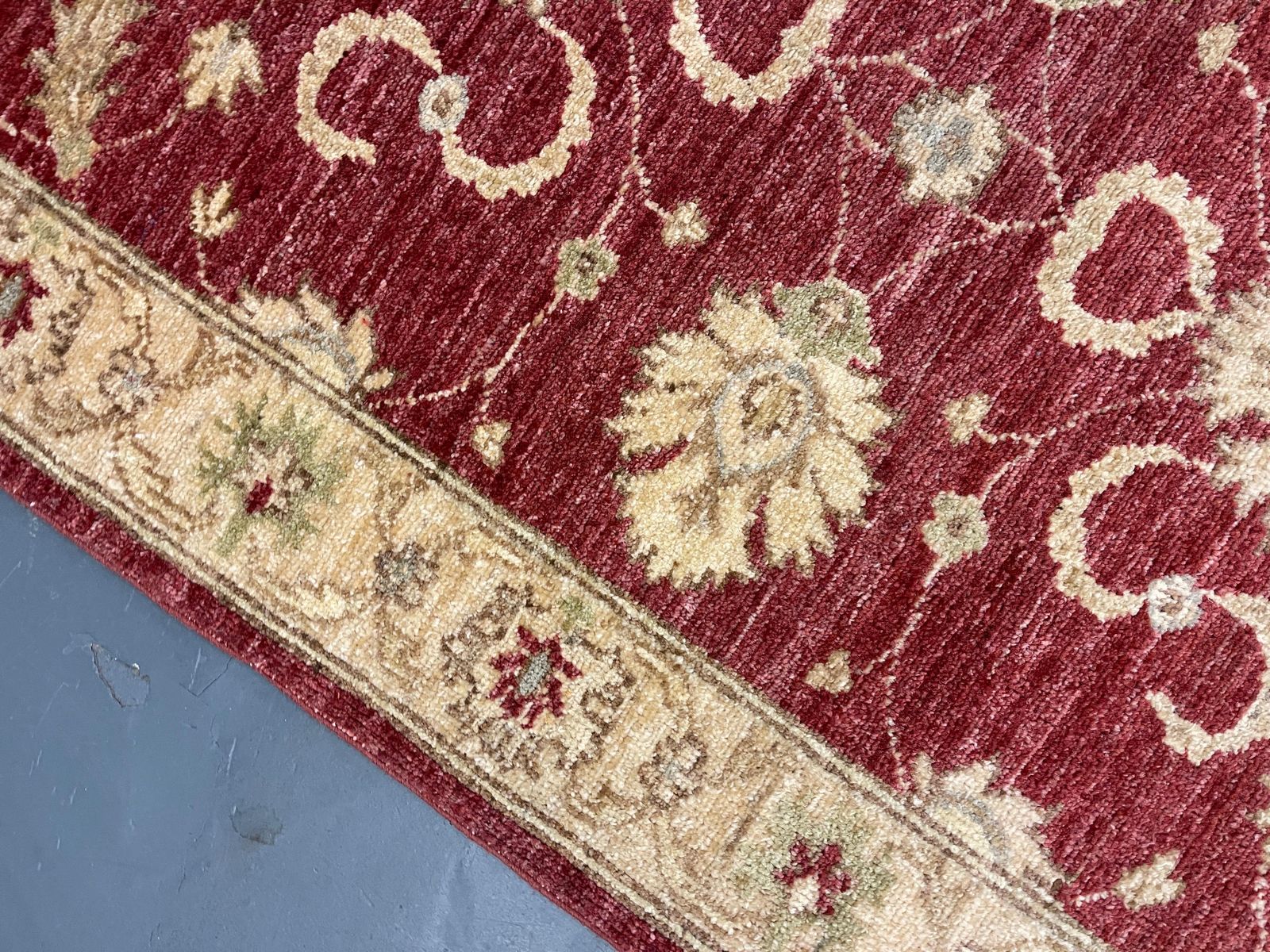 photo vinterior Tapis de couloir traditionnel rouge bordeaux, tapis de couloir en laine Burgundy, décoration intérieure