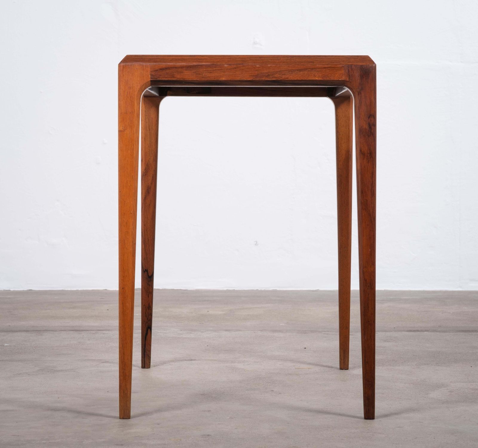 Rosewood Side Table By Johannes Andersen For Silkeborg Møbelfabrik, Denmark photo buy