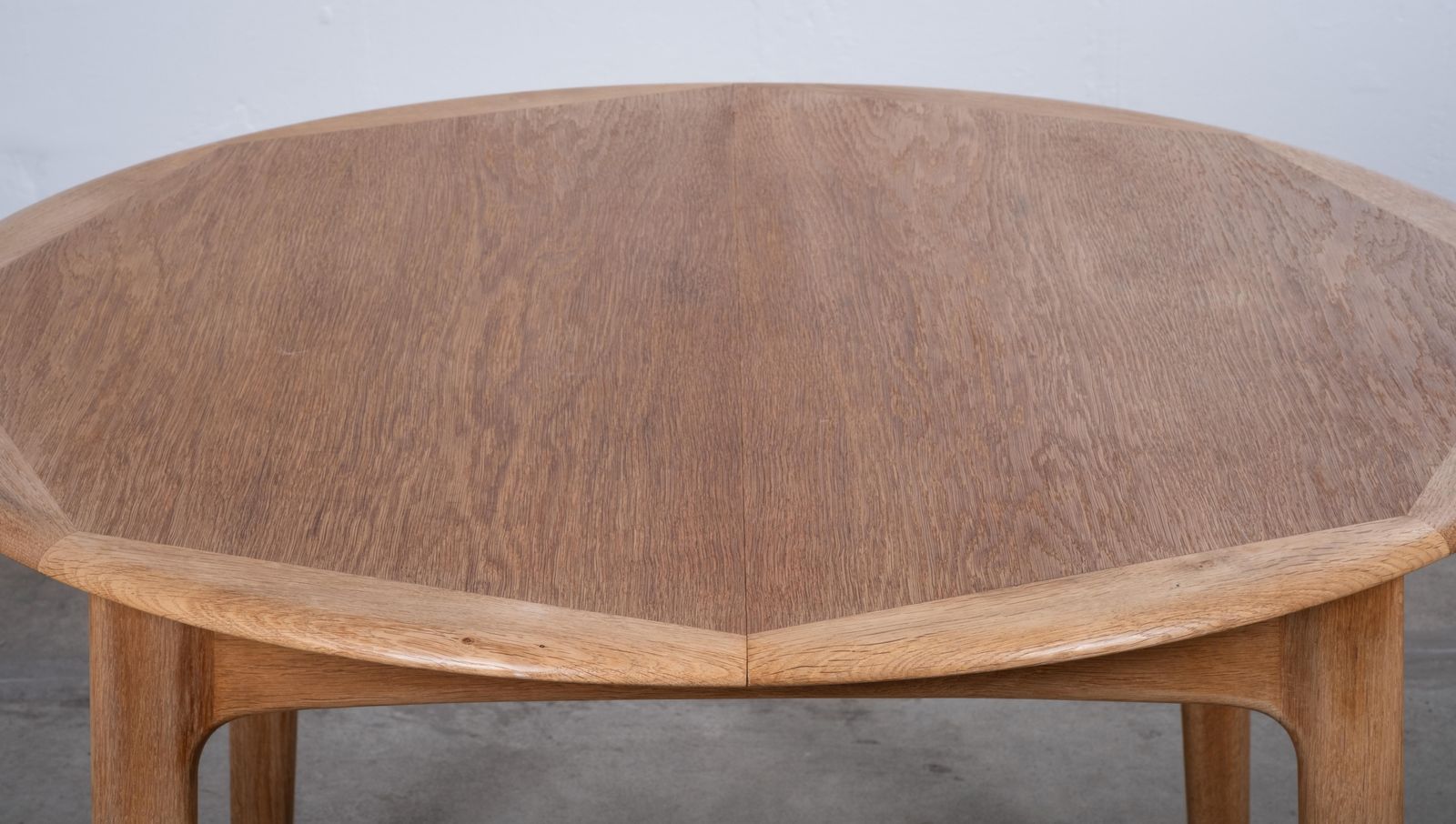 Round Oak Dining Table By Svend Aage Madsen For K. Knudsen, Denmark, 1960s photo vinterior